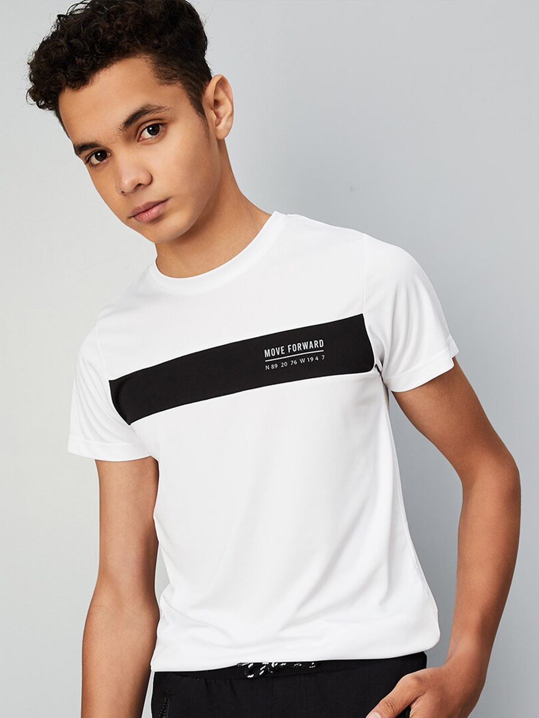 

max Boys Round Neck Short Sleeves Pure Cotton T-shirt, White