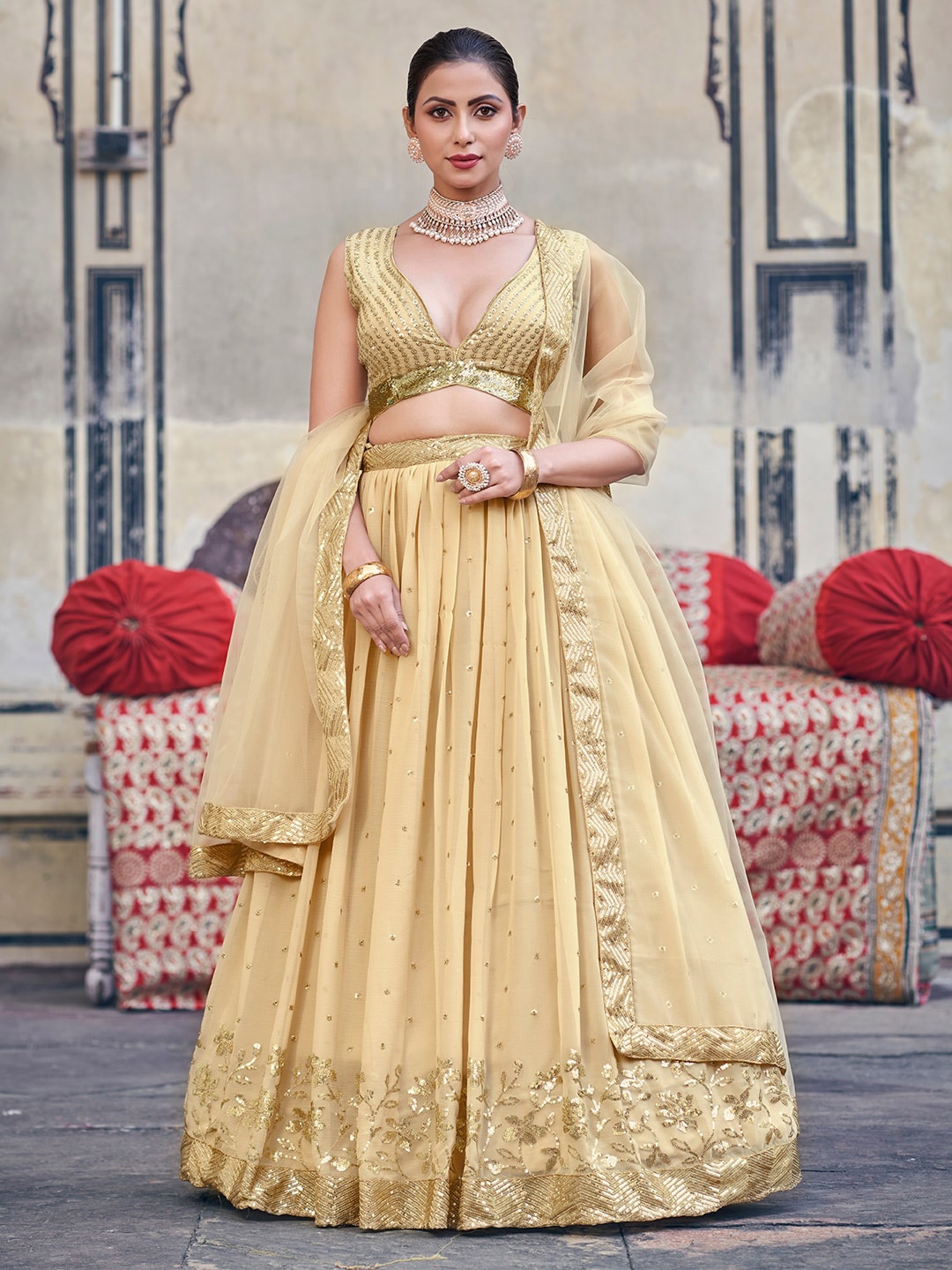 

SHOPGARB Embroidered Sequinned Semi-Stitched Lehenga & Unstitched Blouse With Dupatta, Gold