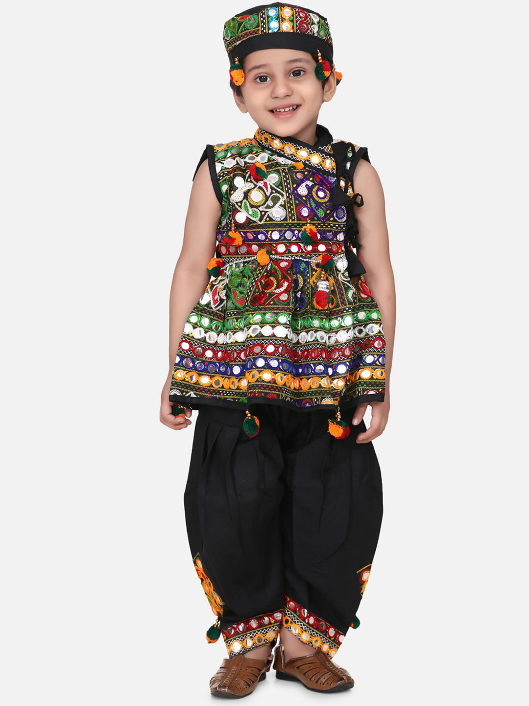 

BownBee Boys Embroidered Regular Mirror Work Kurta with Dhoti Pants, Black