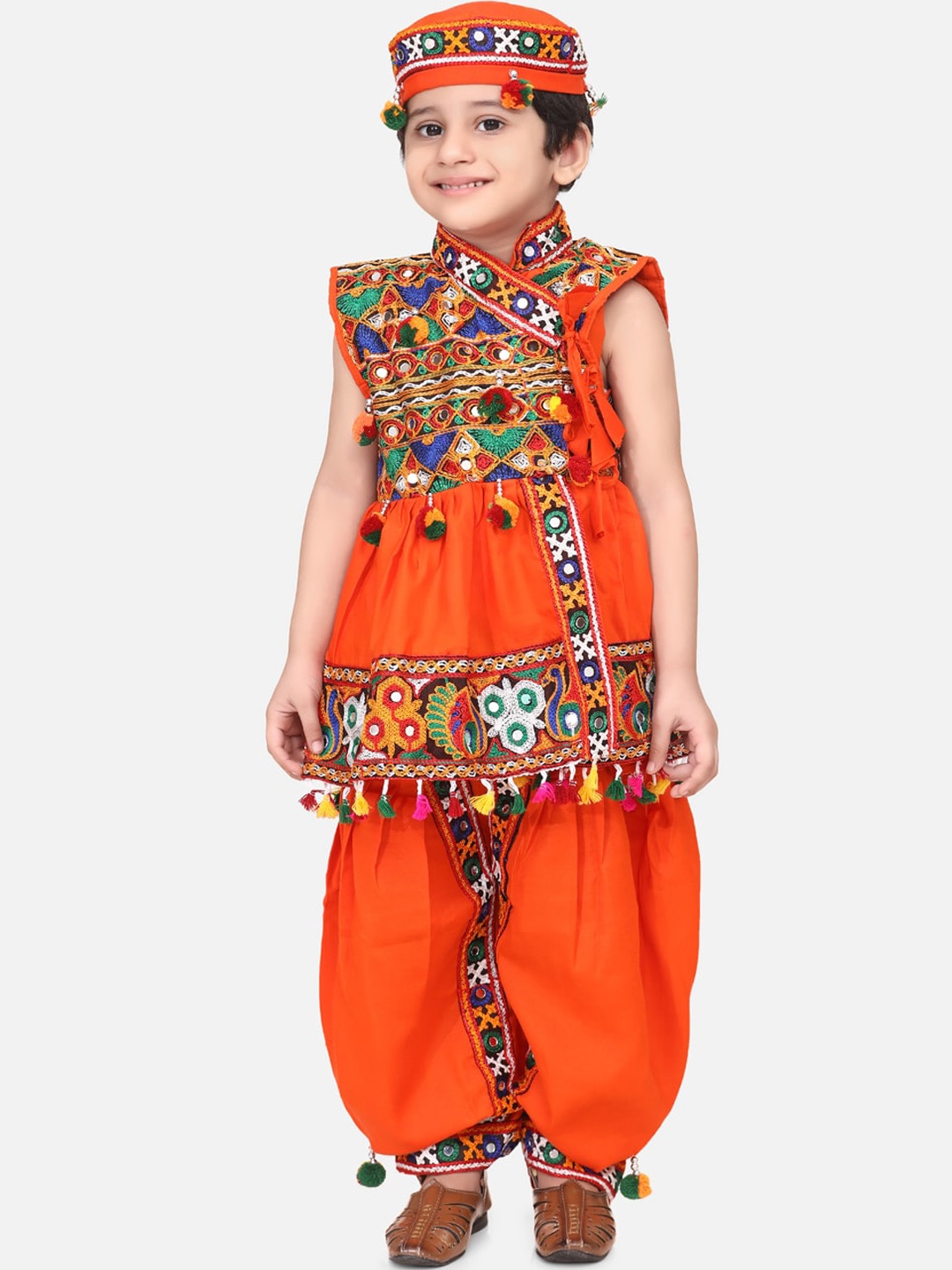 

BownBee Boys Embroidered Regular Mirror Work Kurta with Dhoti Pants, Orange