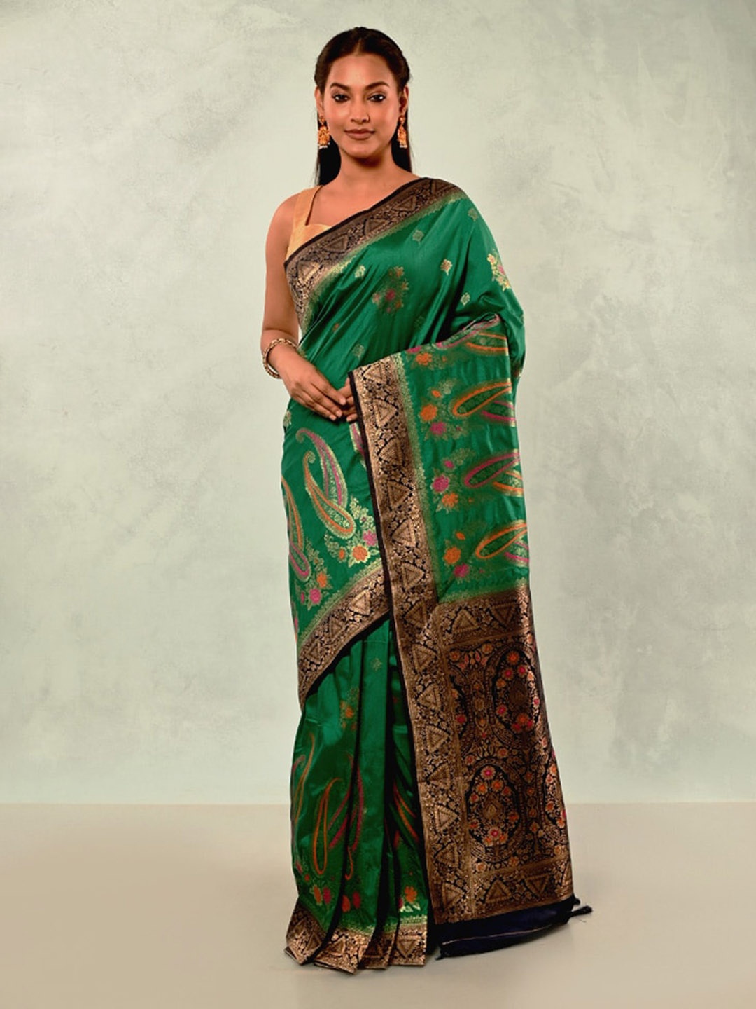 

AllSilks Ethnic Motifs Woven Design Zari Detailed Saree, Green