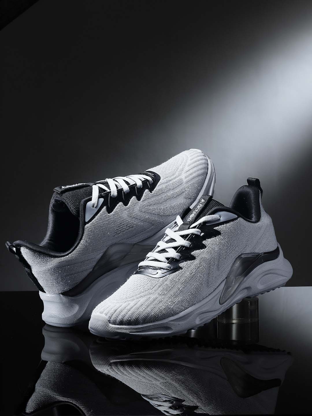 

Action Men BULLET-103 Textured Lightweight Sneakers, Grey