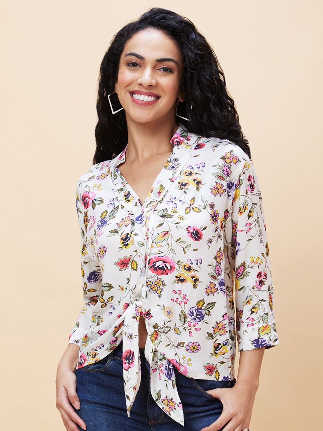 

Globus Floral Printed Shirt Style Top, White
