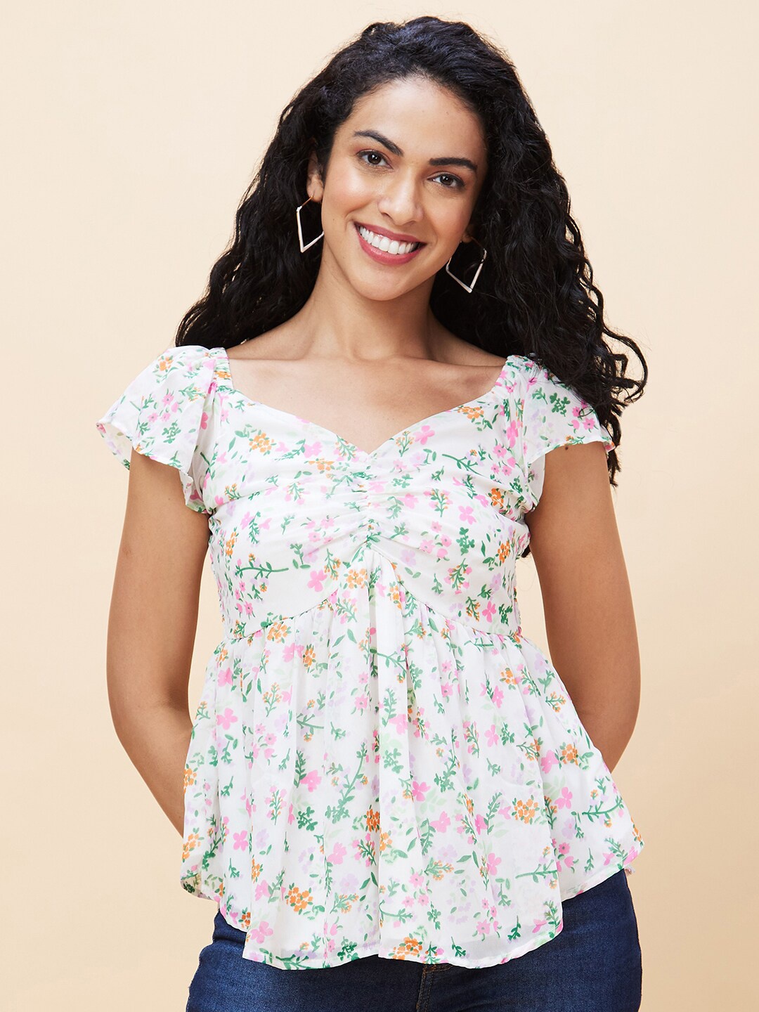

Globus Floral Printed Regular Top, White