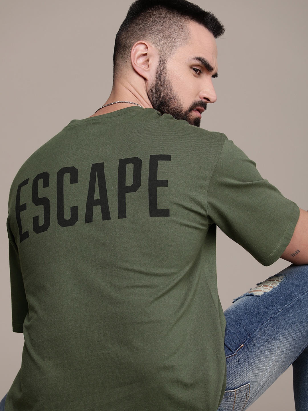 

The Roadster Lifestyle Co. Oversized Fit Typography Printed Drop-Shoulder Pure Cotton T-shirt, Green