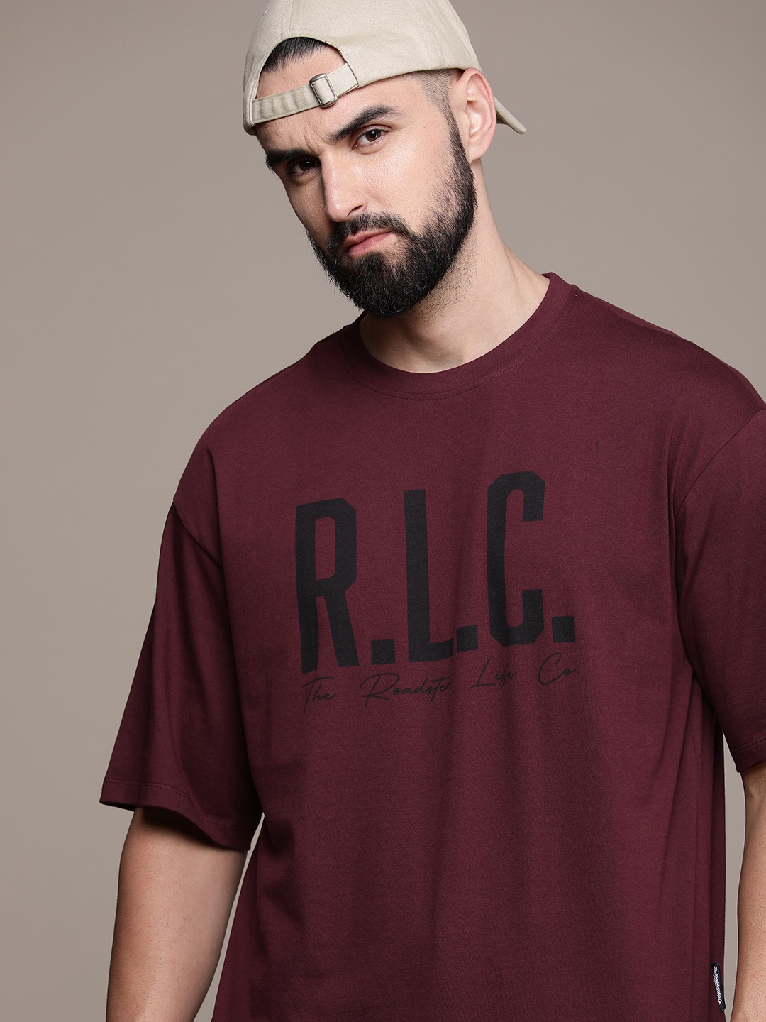 

The Roadster Lifestyle Co. Oversized Fit Typography Printed Drop-Shoulder Pure Cotton T-shirt, Maroon