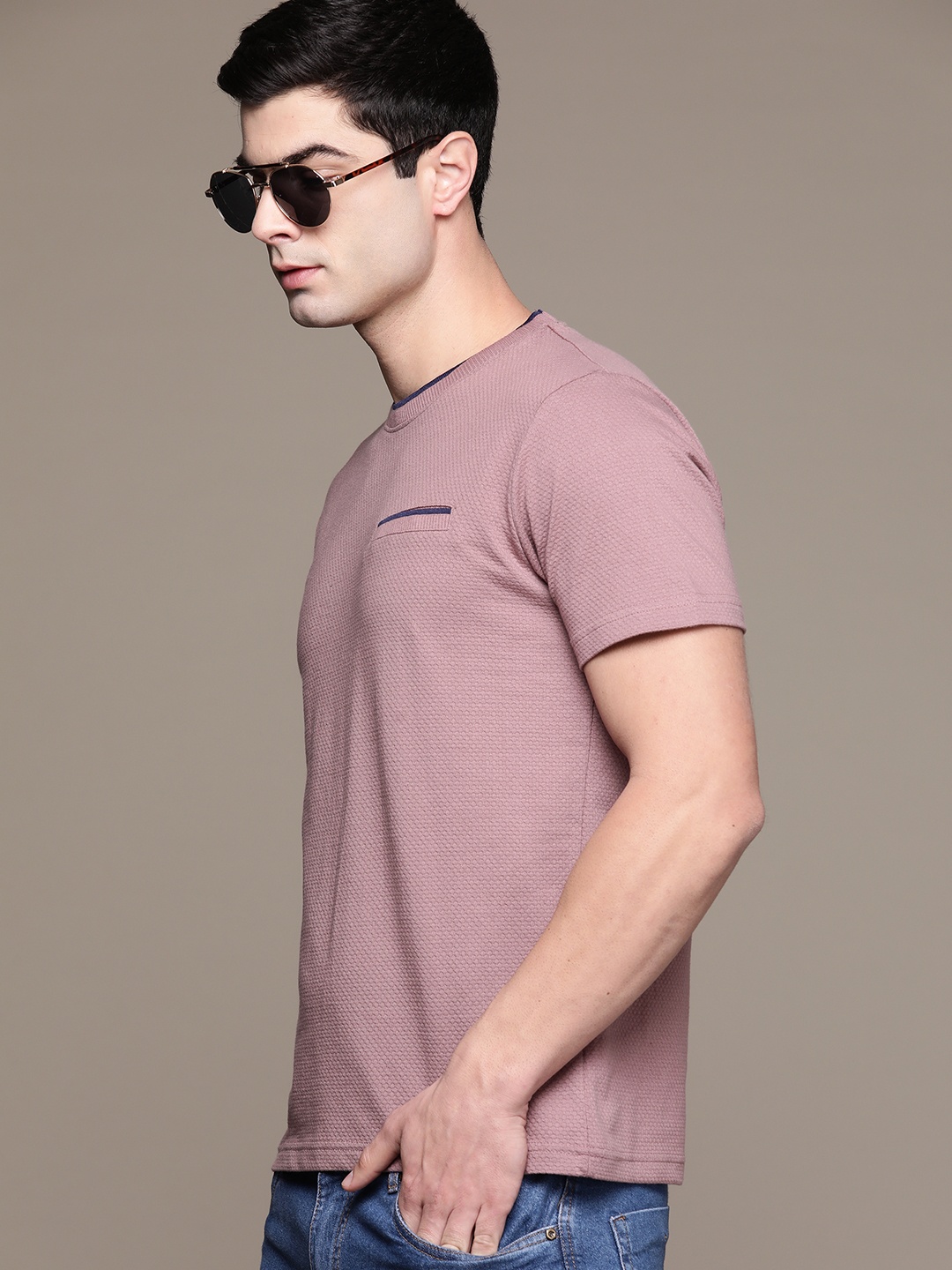 

The Roadster Lifestyle Co. Short Sleeves Textured T-shirt, Mauve