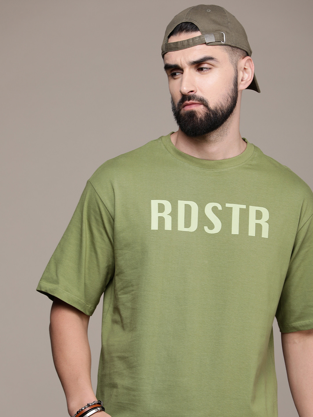 

The Roadster Lifestyle Co. Oversized Fit Typography Printed Drop-Shoulder Pure Cotton T-shirt, Green