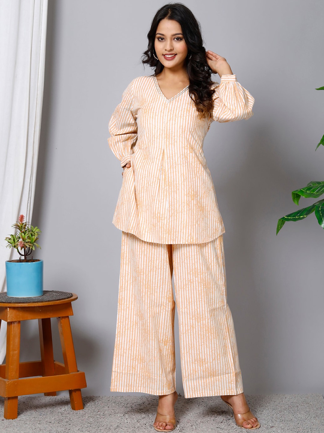 

HERE&NOW Striped Pure Cotton Regular Kurti with Palazzos, Yellow