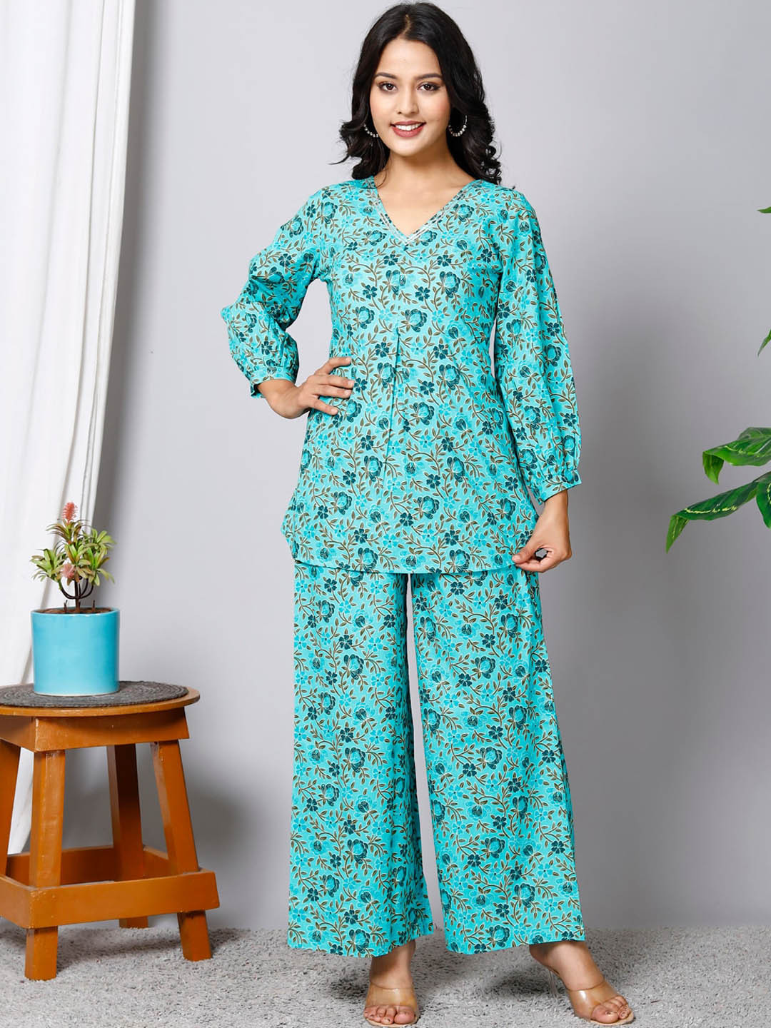 

HERE&NOW Floral Printed Pure Cotton Kurta With Palazzos, Green