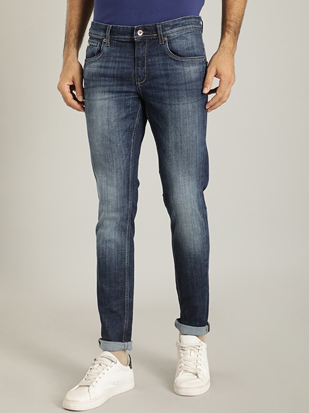 

Indian Terrain Men Kruger Skinny Fit Clean Look Light Fade Jeans, Blue
