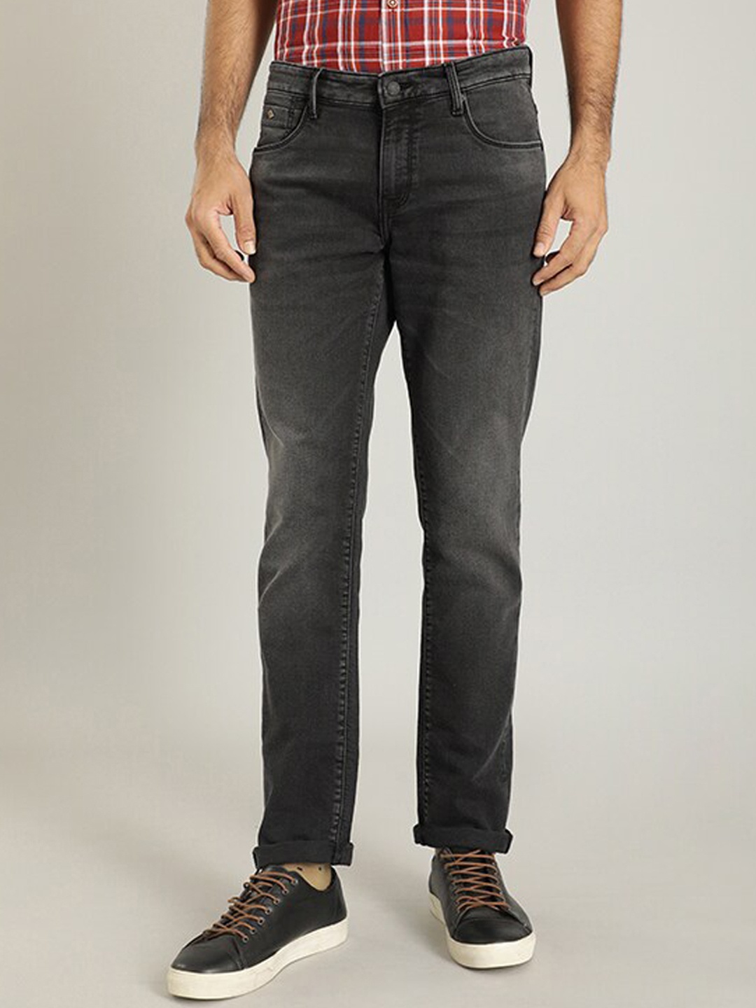 

Indian Terrain Men Brooklyn Slim Fit Clean Look Jeans, Grey