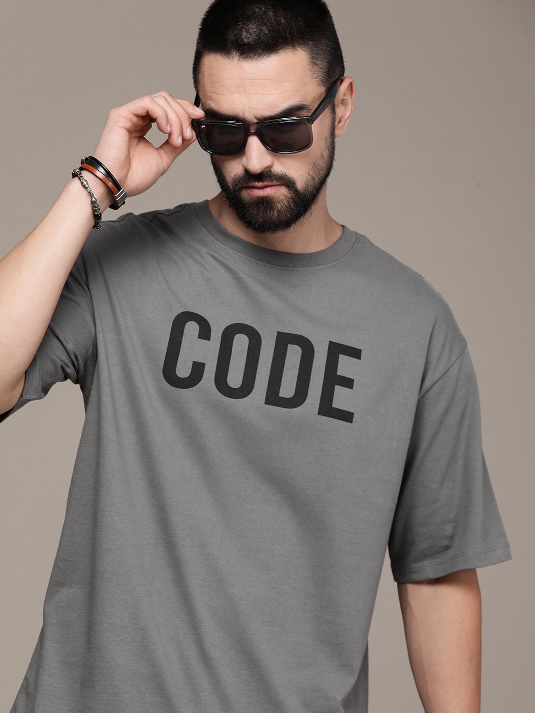 

The Roadster Life Co. Printed Drop-Shoulder Sleeves Pure Cotton T-shirt, Grey