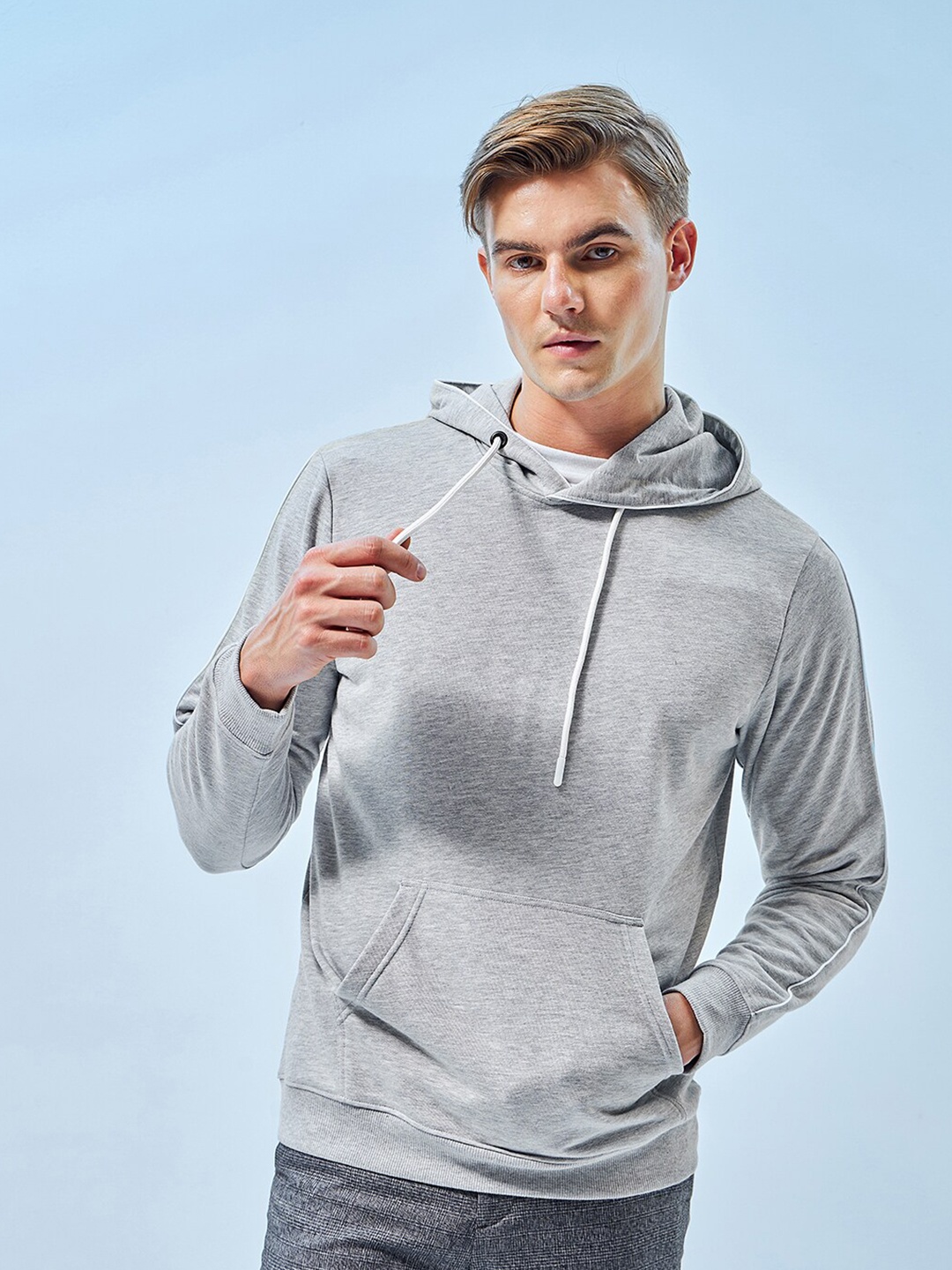 

Bewakoof Men Grey Hoodie