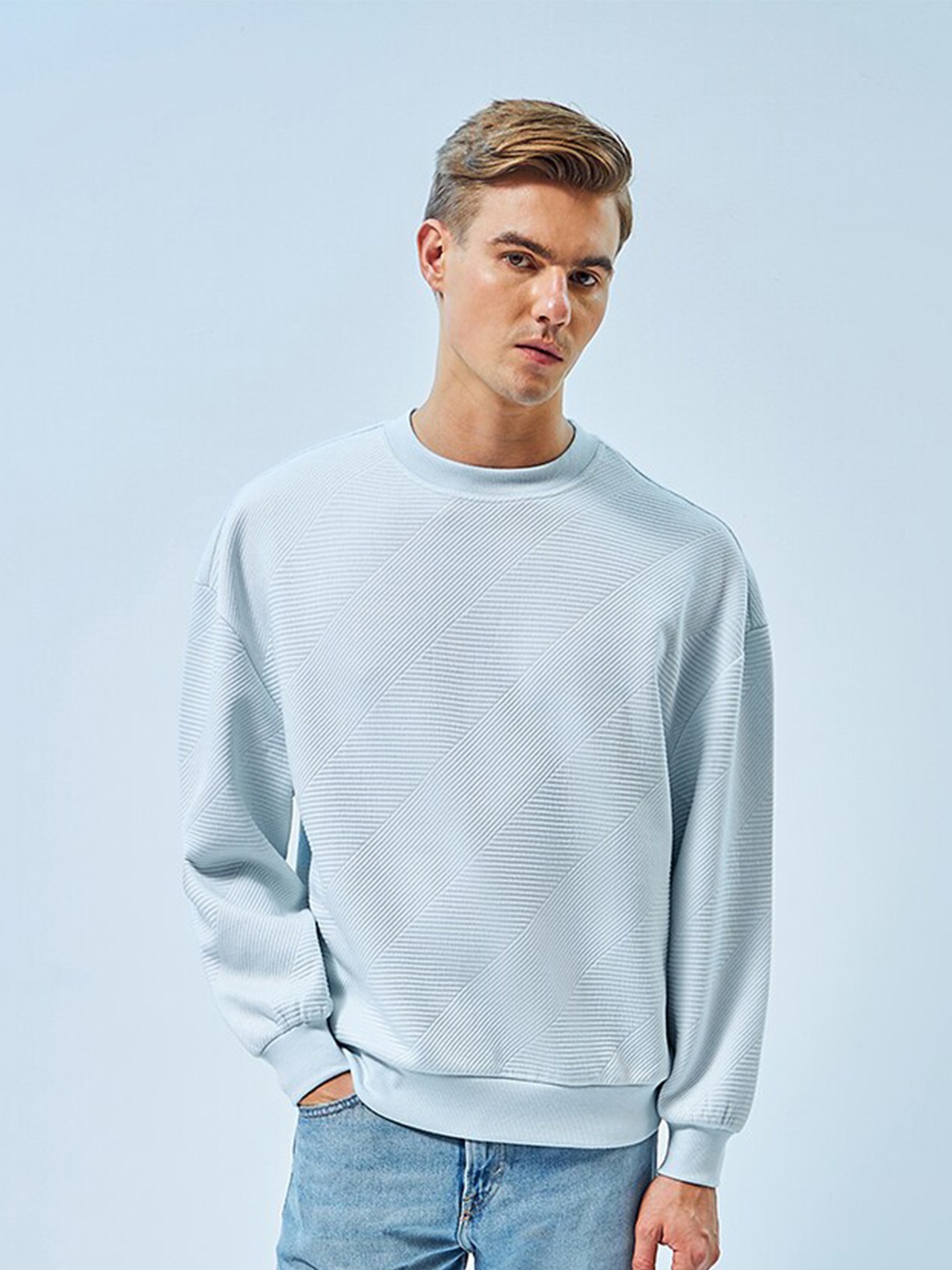 

Bewakoof Self Design Drop-Shoulder Sleeves Oversized Pullover Sweatshirt, Blue