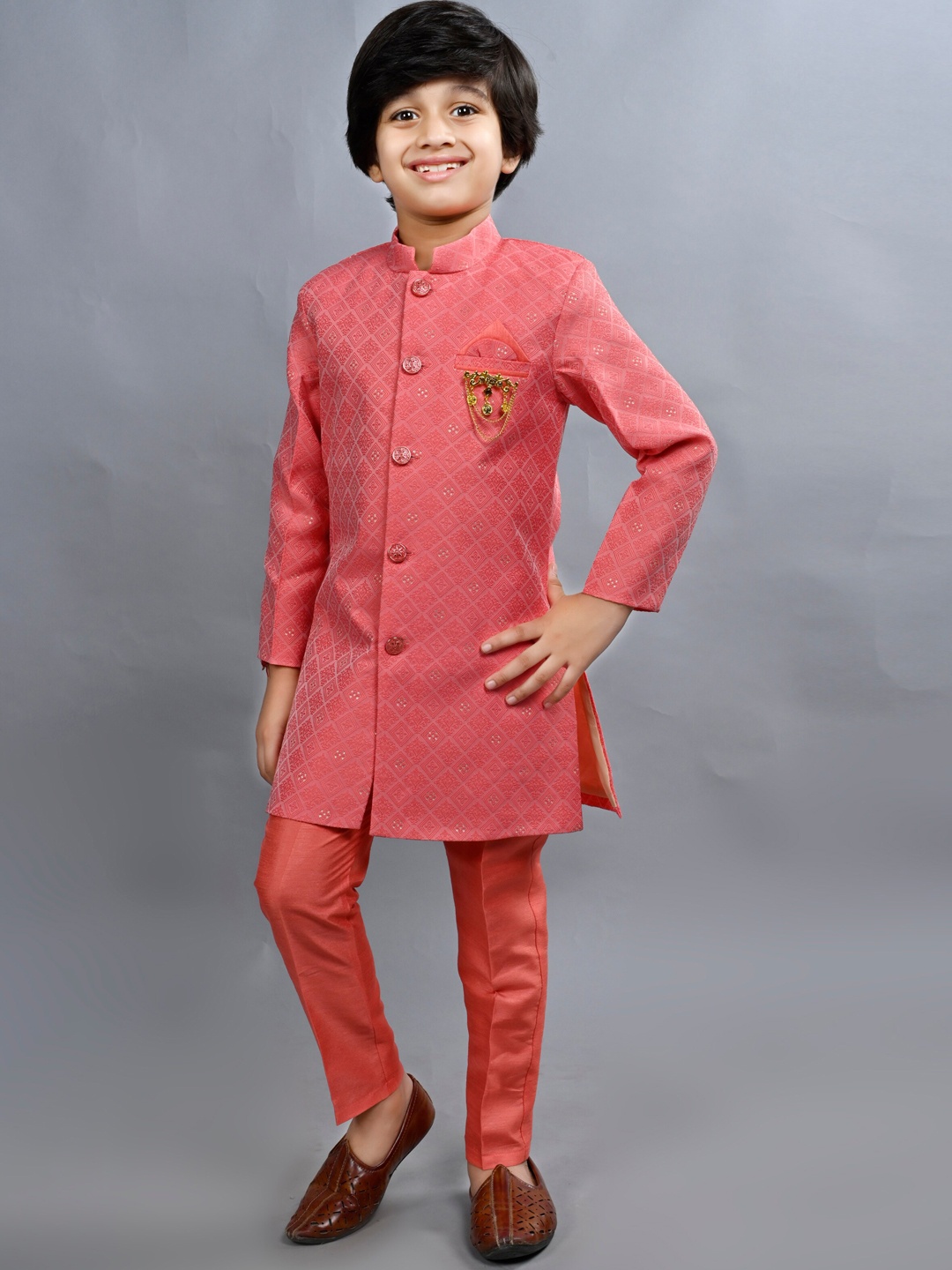 

ahhaaaa Boys Woven Design Mandarin Collar Sherwani Set, Pink