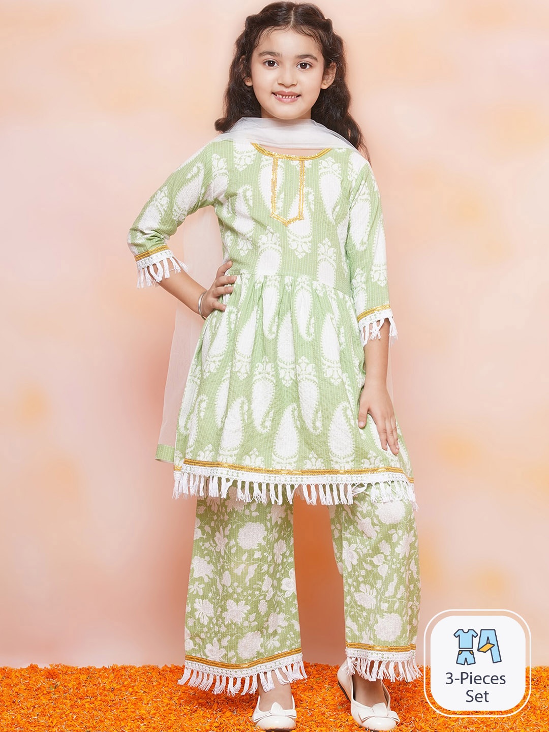 

Aj DEZInES Girls Paisley Printed Regular Pure Cotton Kurta With Sharara & Dupatta, Green