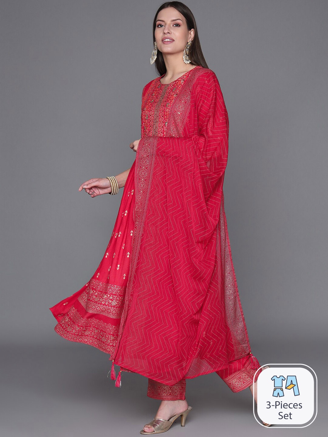 

HEEPOSH Ethnic Motifs Printed Regular Kurta with Trousers & With Dupatta, Magenta