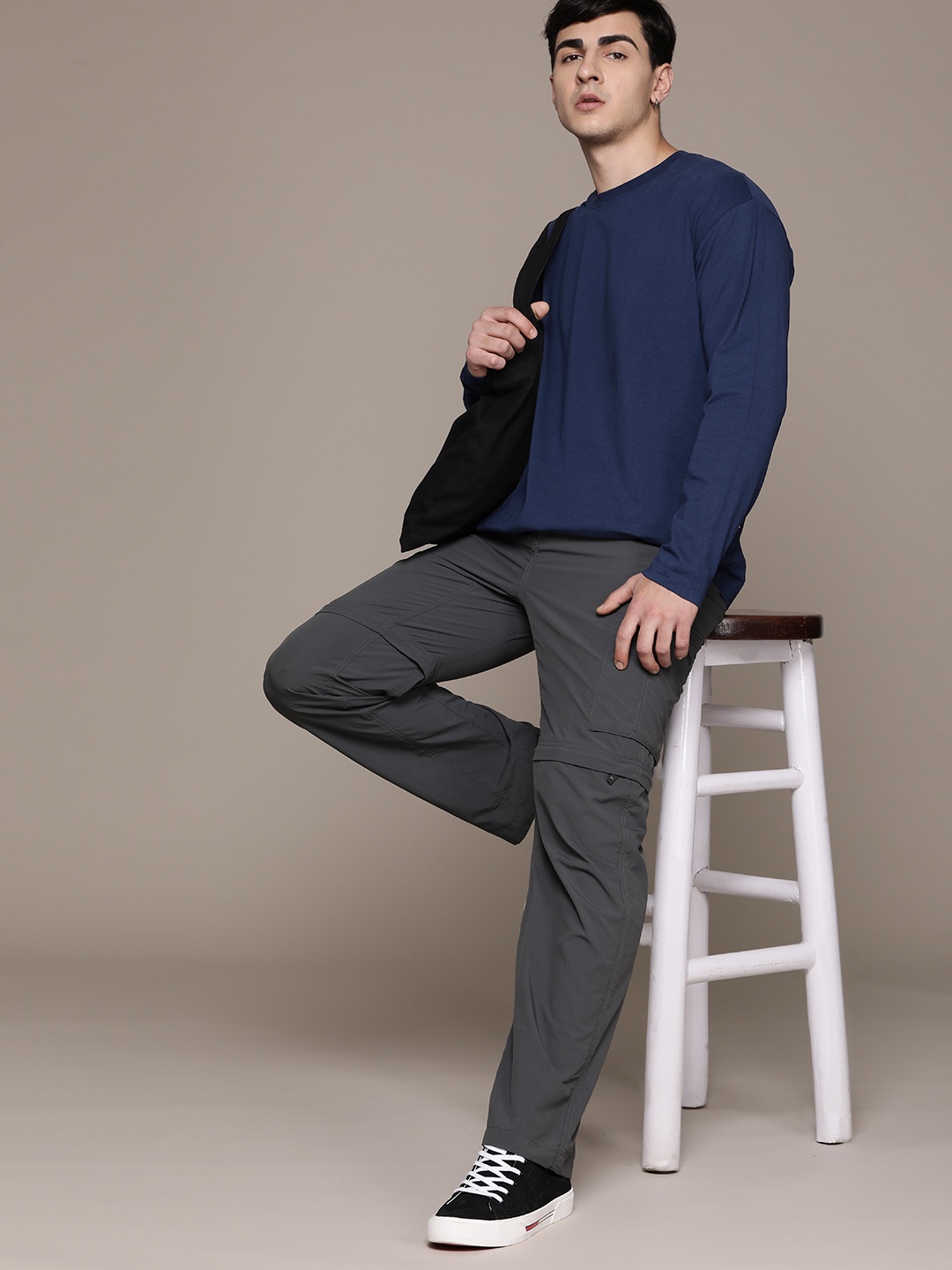 

The Roadster Lifestyle Co. Oversized Fit Pure Cotton T-shirt, Navy blue