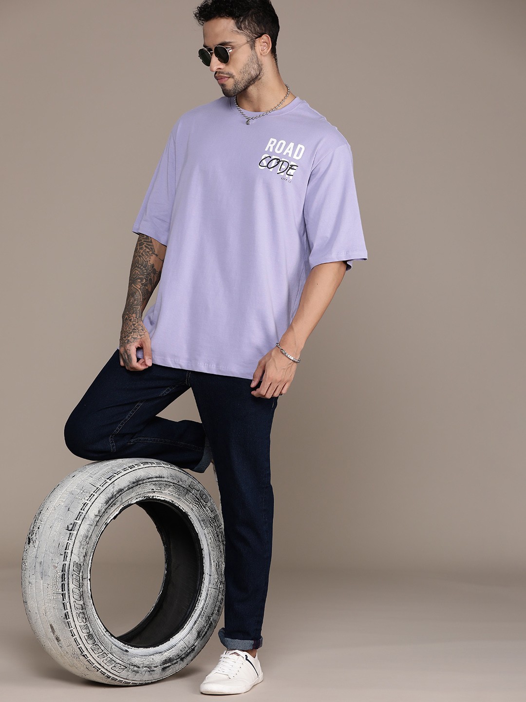 

The Roadster Lifestyle Co. Brand Logo Printed Drop-Shoulder Sleeves Pure Cotton T-shirt, Lavender