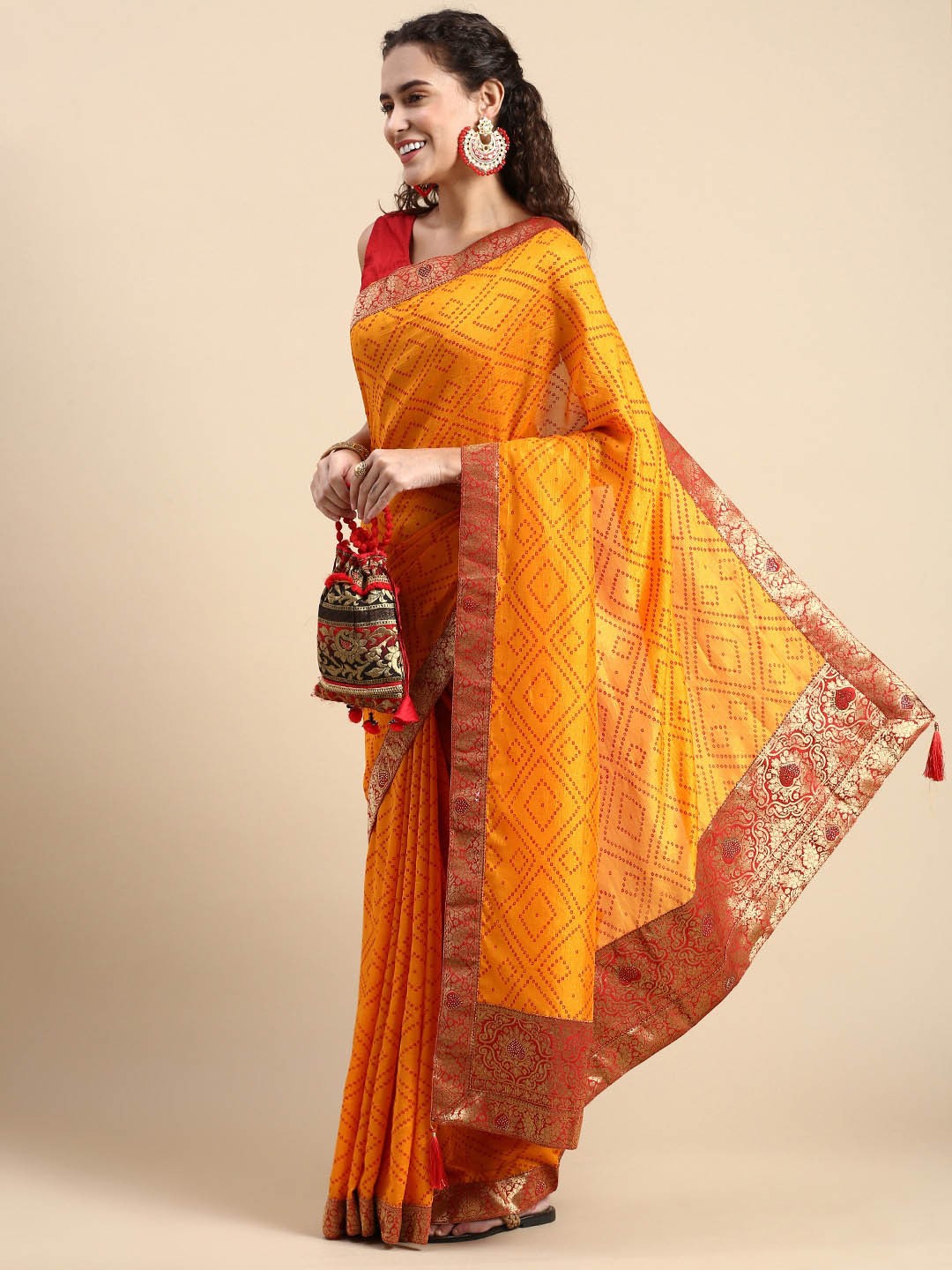 

Mitera Bandhani Printed Pure Silk Saree, Yellow