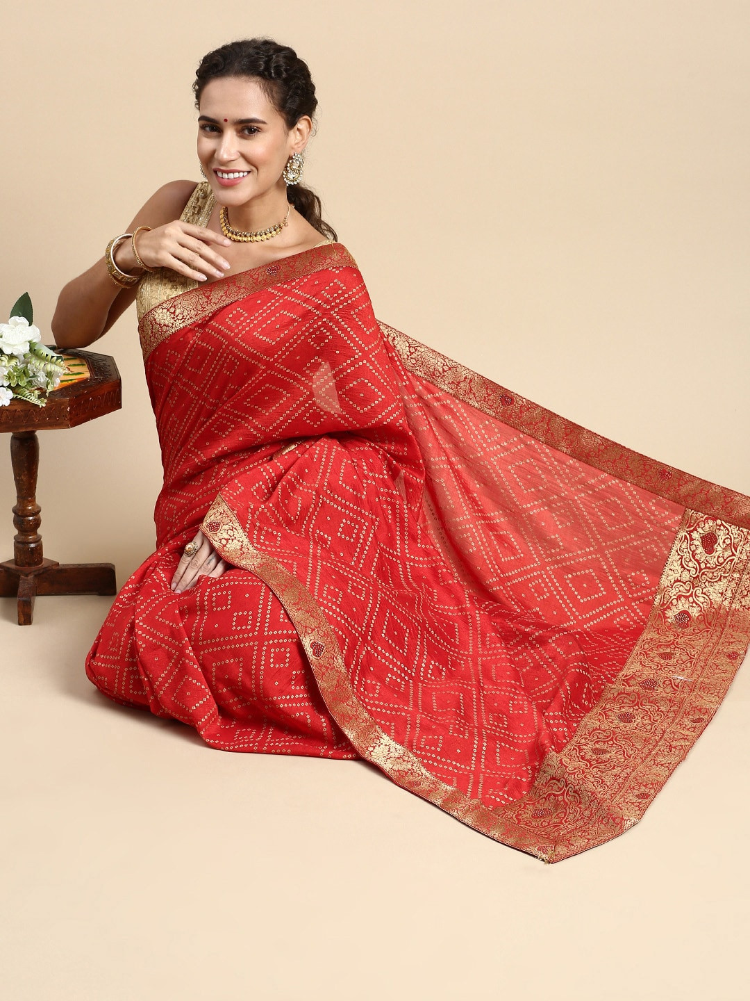 

Mitera Bandhani Printed Zari Pure Silk Saree, Red
