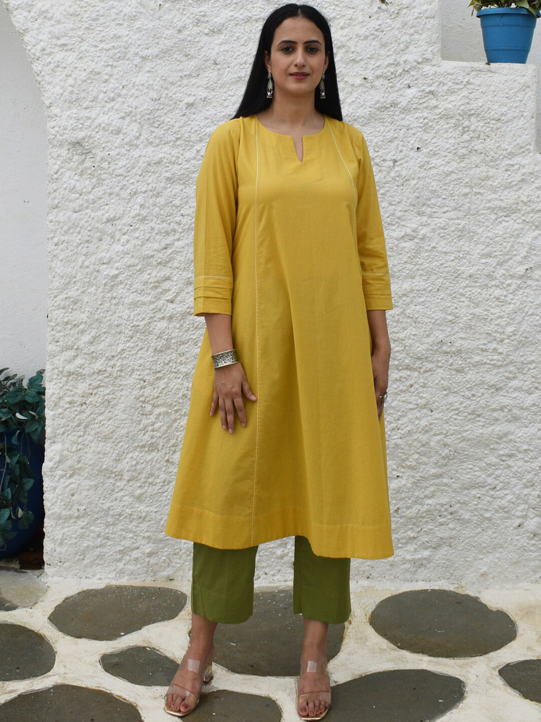 

House of Moxa Women Yellow Thread Work Kurta