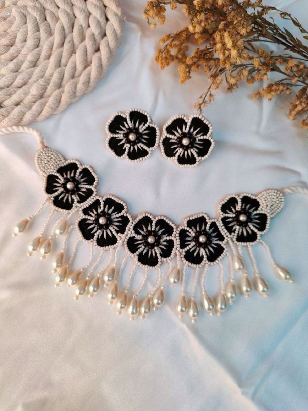 

Crunchy Fashion Beaded Alloy Jewellery Set, Black