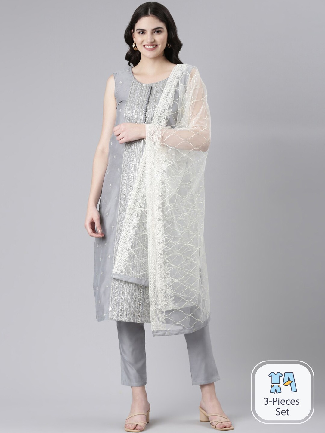 

GOLDSTROMS Ethnic Motifs Embroidered Sequinned Chanderi Silk Kurta With Trousers & Dupatta, Grey
