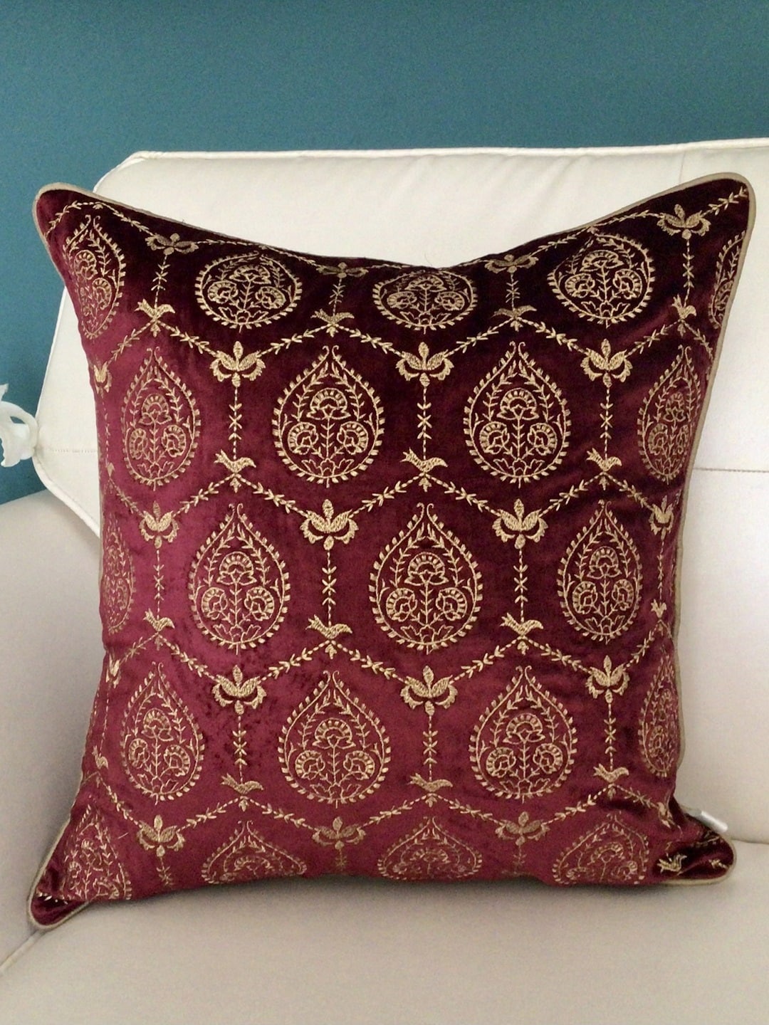 

TARA- Sparkling Homes Maroon & Gold-Toned Ethnic Motifs Velvet Square Cushion Cover