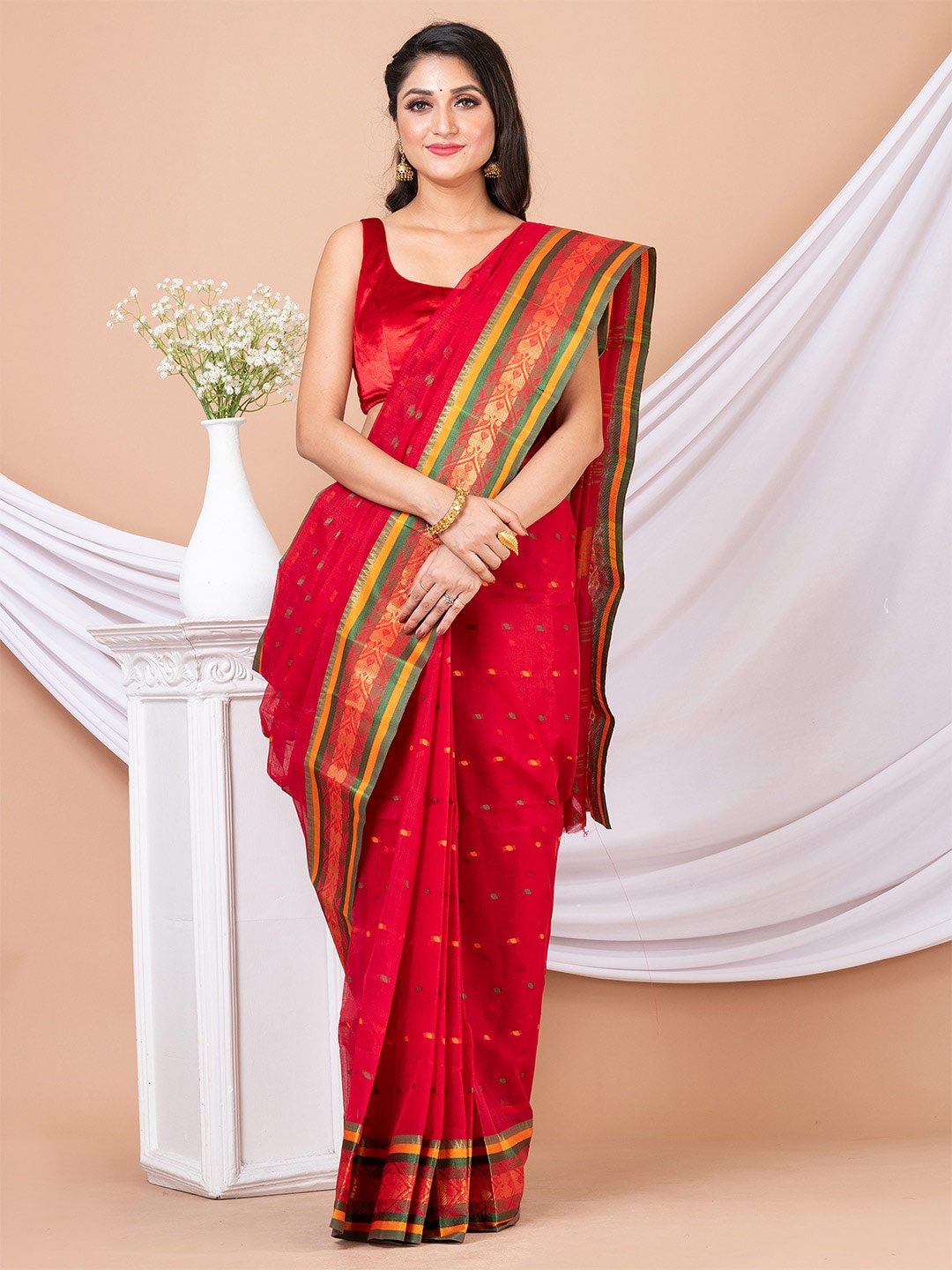 

HOUSE OF ARLI Ethnic Motifs Woven Design Zari Pure Cotton Taant Saree, Red