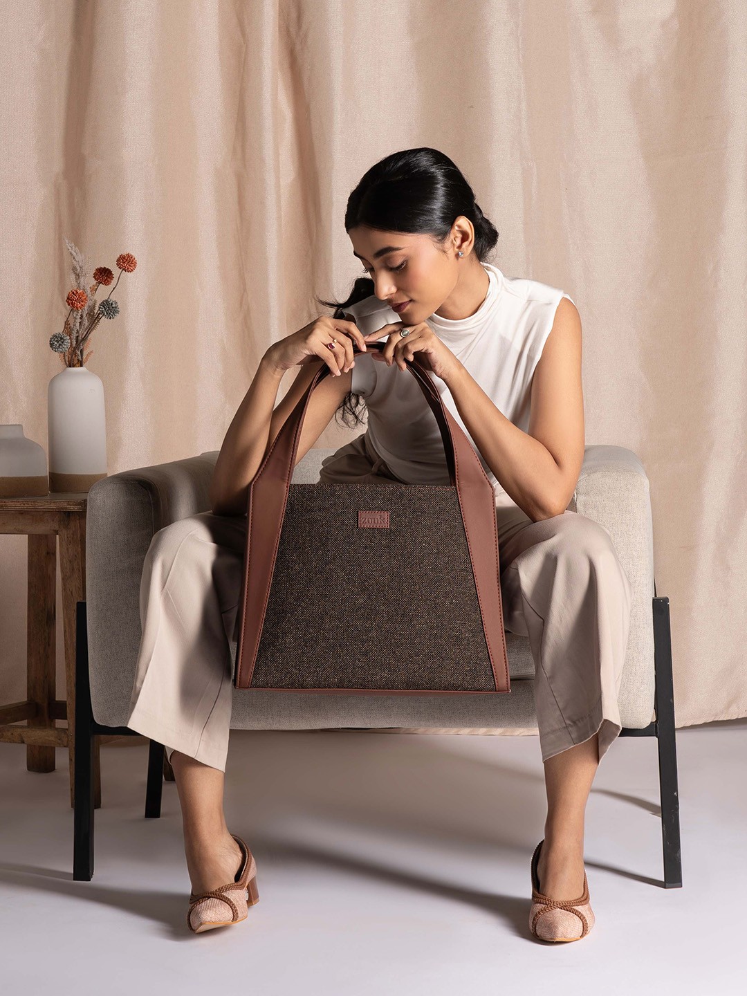 

ZOUK Textured Structured Jute Handheld Bag, Brown