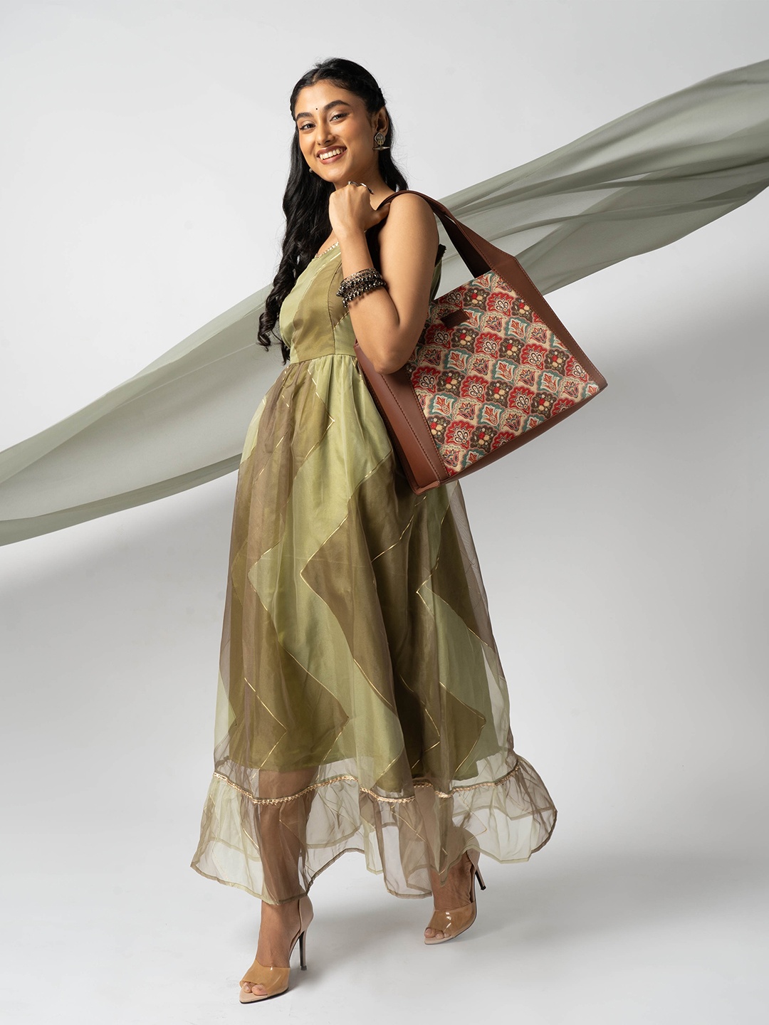 

ZOUK Ethnic Motifs Printed Structured Jute Handheld Bag, Pink