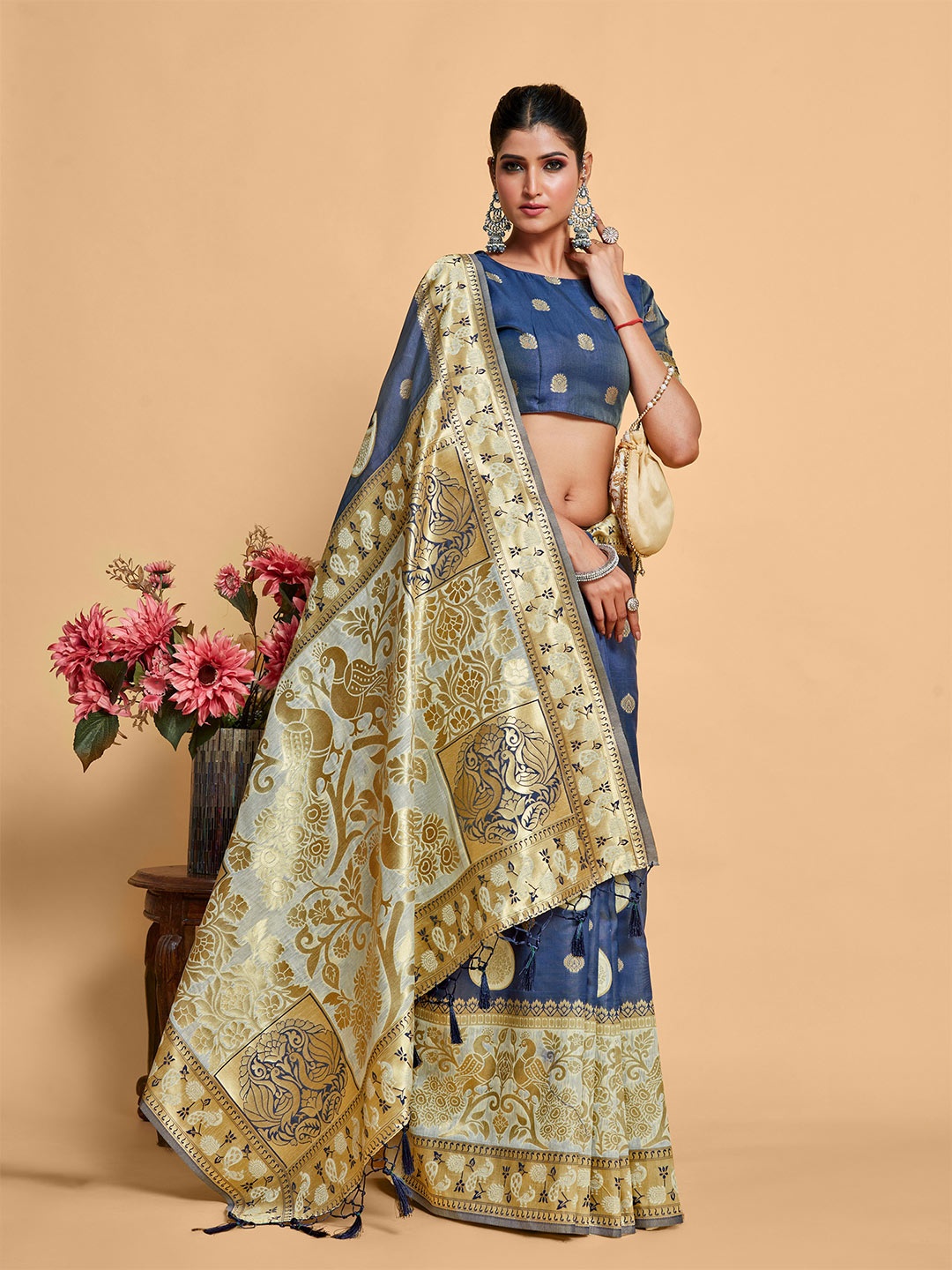 

MIMOSA Ethnic Motifs Woven Design Zari Art Silk Kanjeevaram Saree, Blue