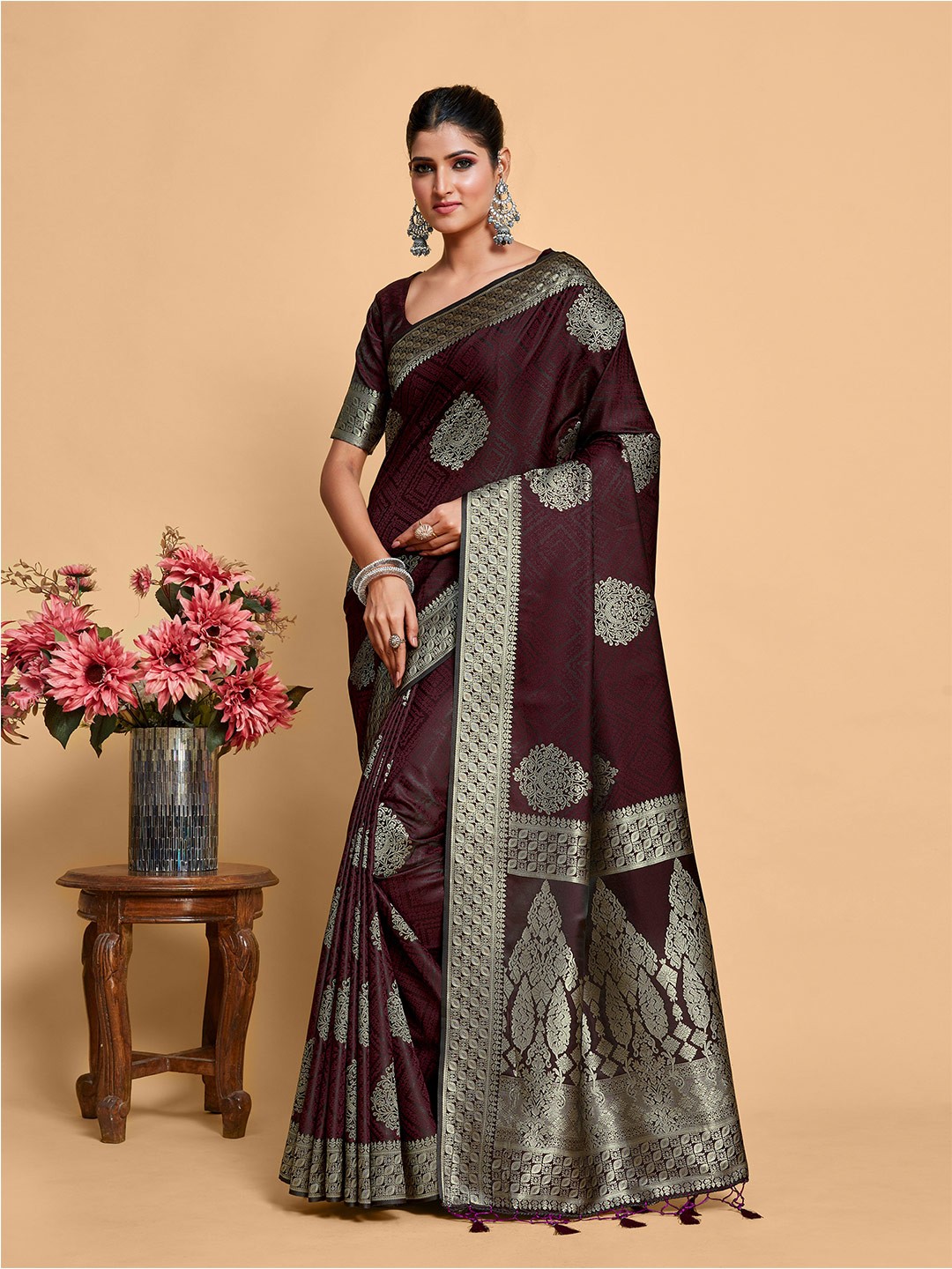 

MIMOSA Ethnic Motifs Woven Design Zari Kanjeevaram Saree, Purple