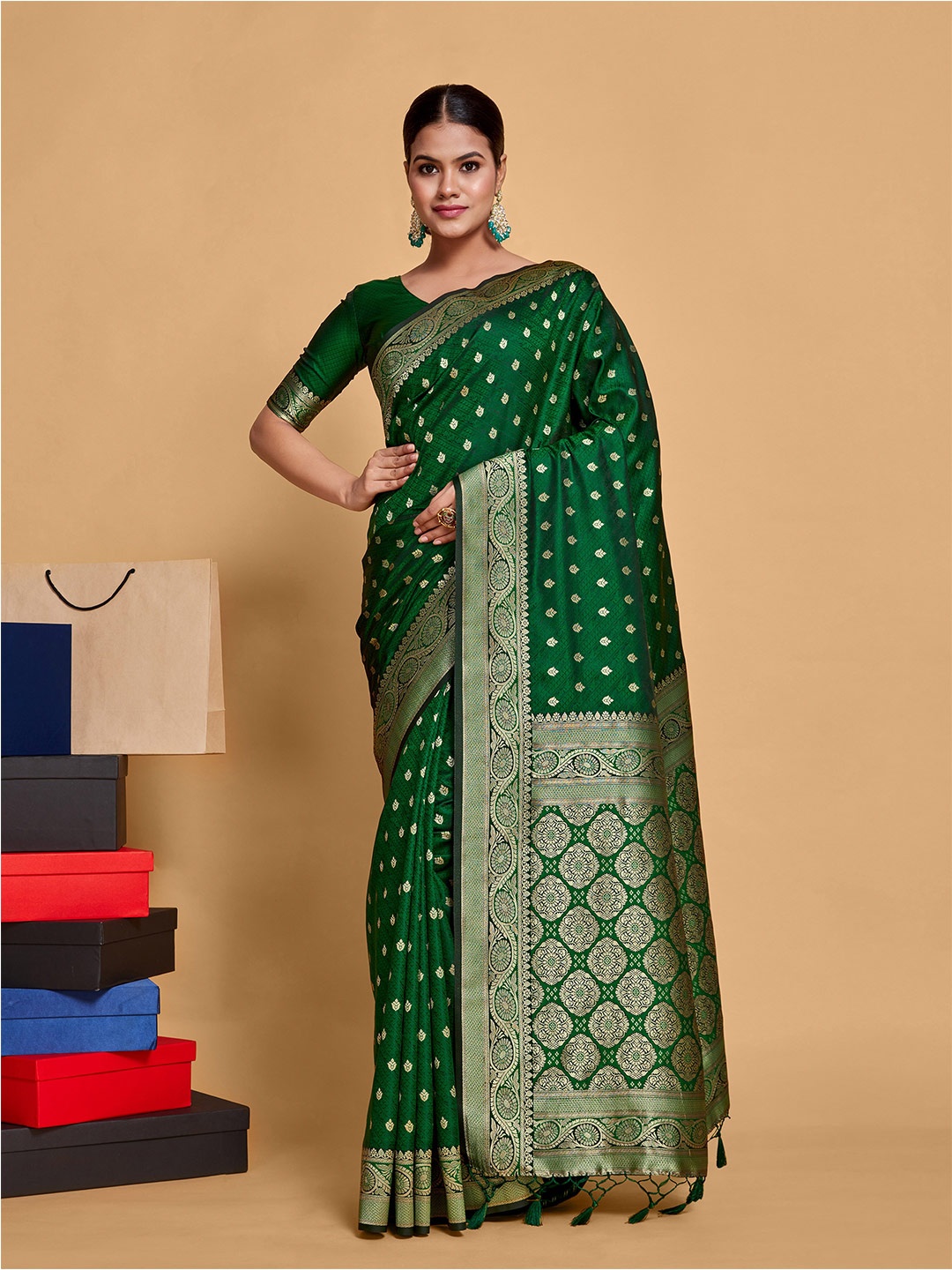 

MIMOSA Ethnic Motifs Woven Design Zari Kanjeevaram Saree, Green