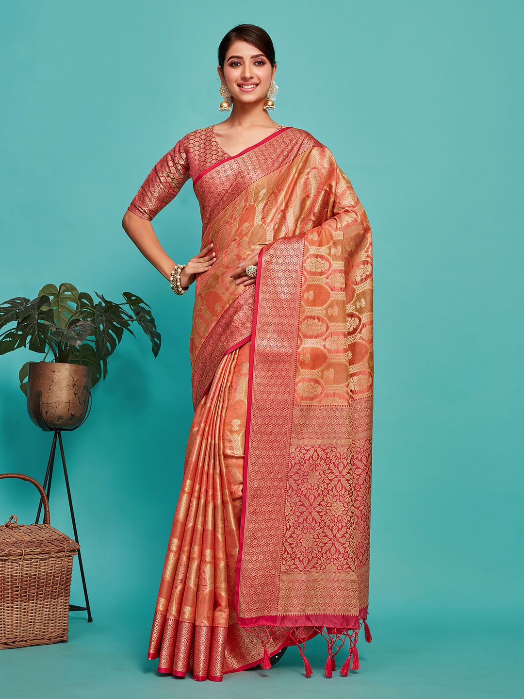 

MIMOSA Ethnic Motifs Woven Design Zari Detailed Banarasi Saree, Pink