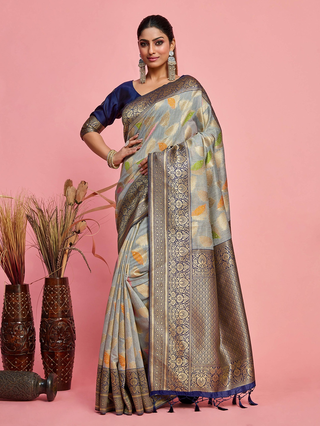 

MIMOSA Ethnic Motifs Woven Design Zari Detailed Kanjeevaram Saree, Grey