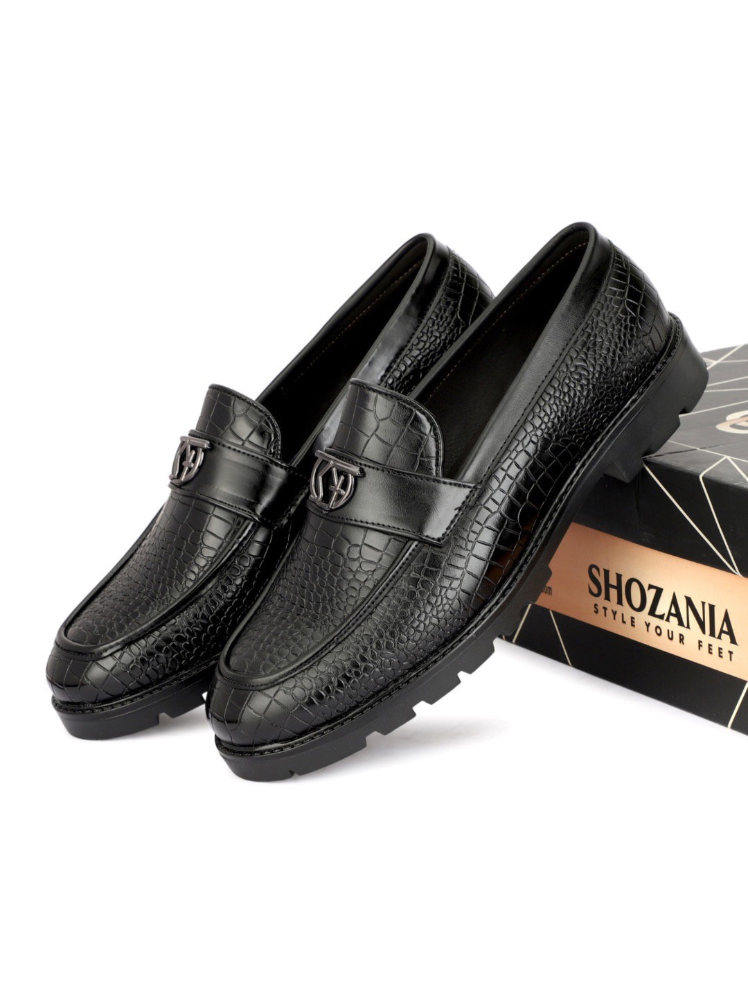 

SHOZANIA Men Textured Leather Formal Loafers, Black