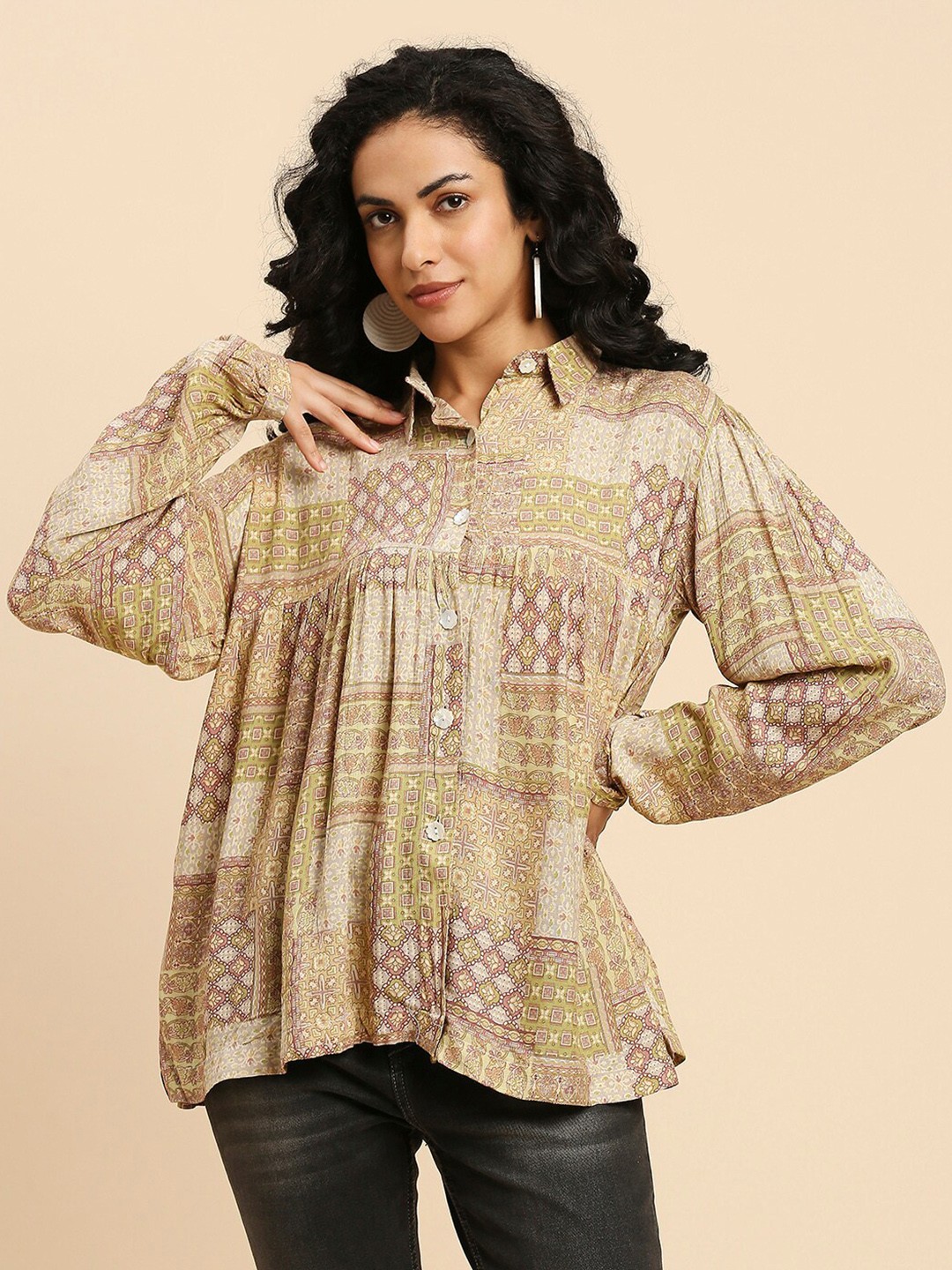 

GUFRINA Ethnic Motif Printed Shirt Collar Gathered & Pleated Shirt Style Top, Brown