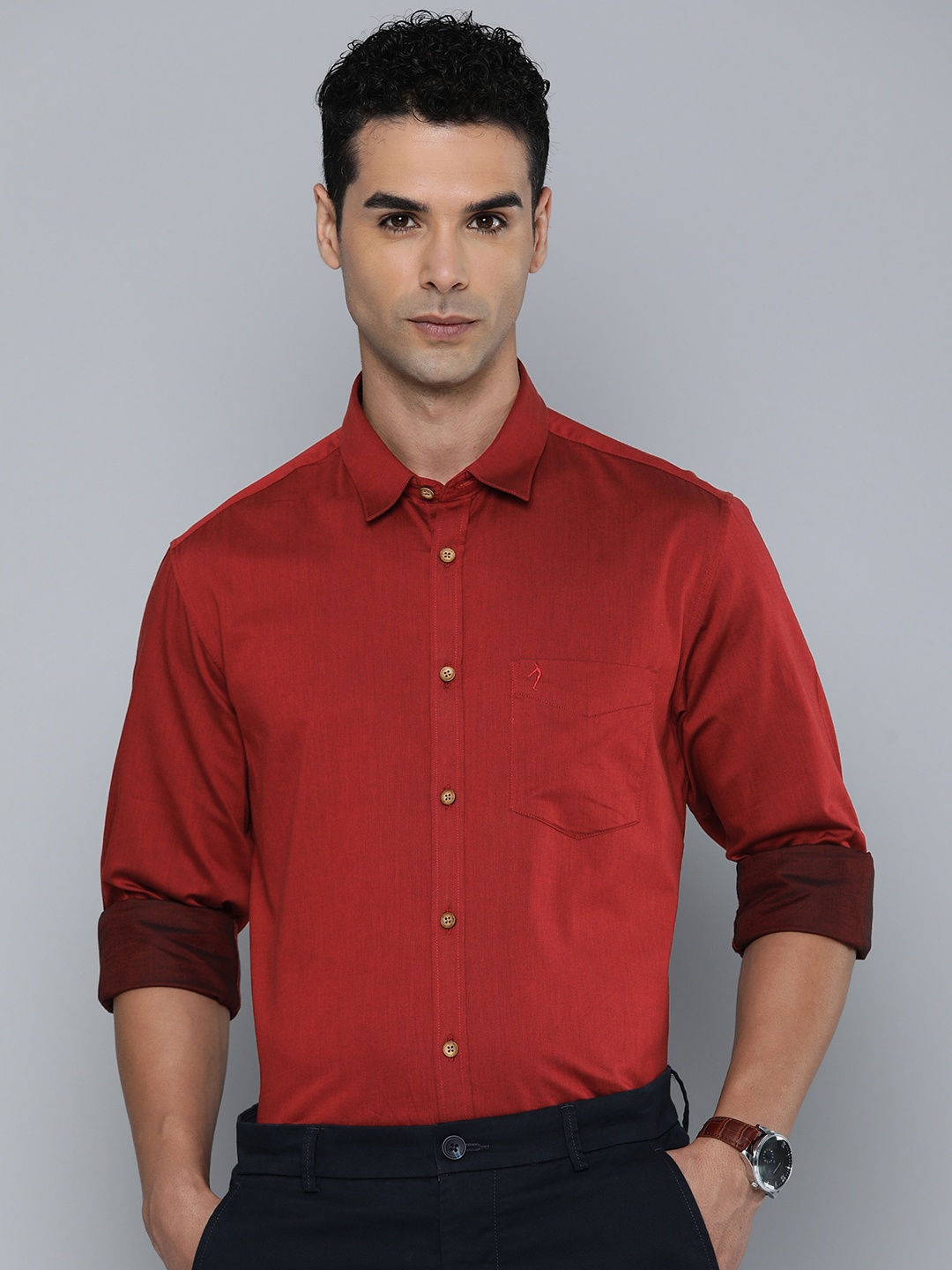 

Indian Terrain Pure Cotton Self Design Textured Classic Slim Fit Semiformal Shirt, Maroon