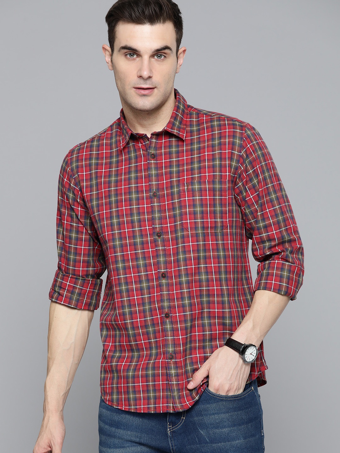 

Indian Terrain Men Slim Fit Pure Cotton Checked Casual Shirt, Red