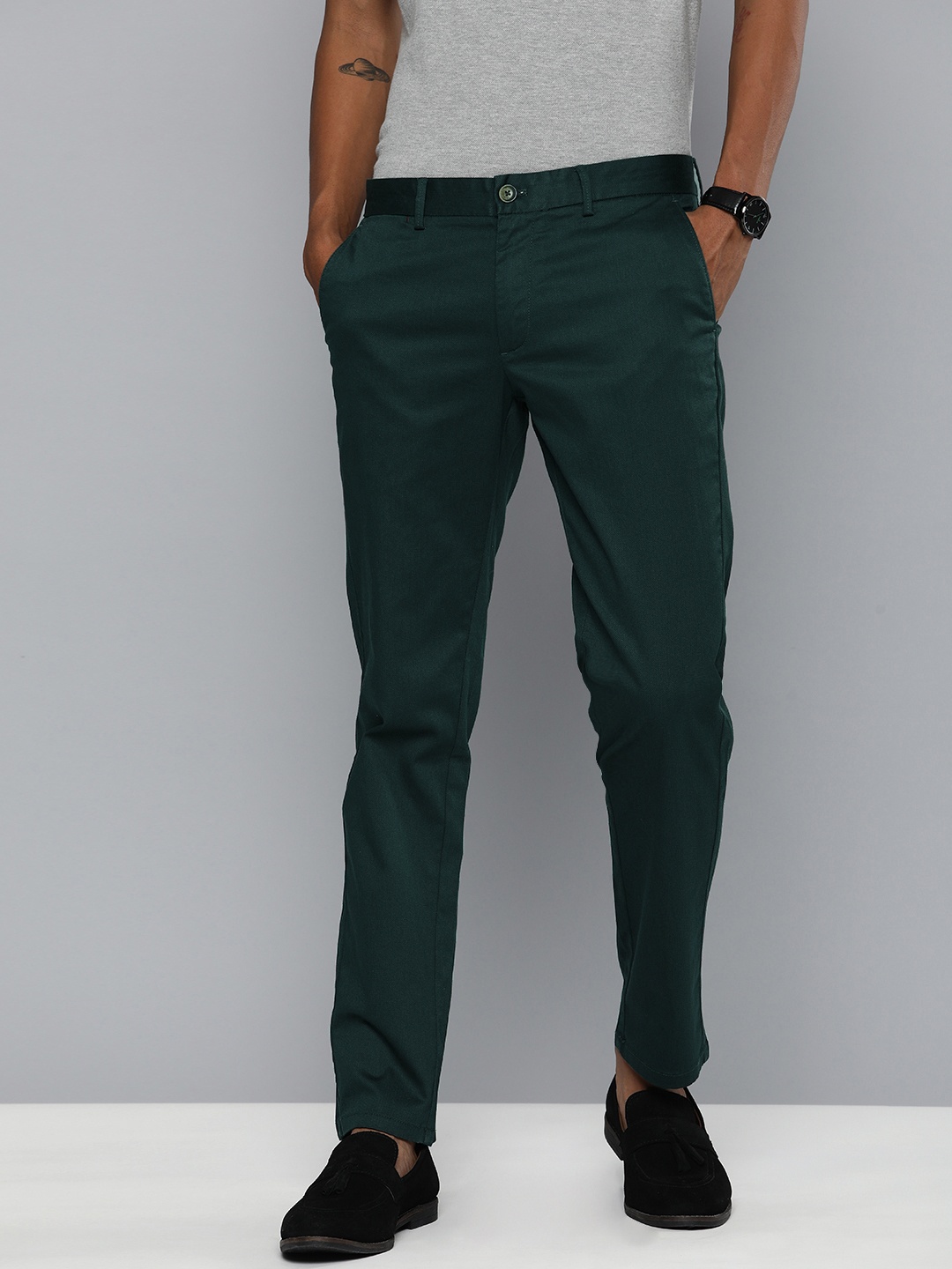 

Indian Terrain Men Brooklyn Slim Fit Chinos Trousers, Green