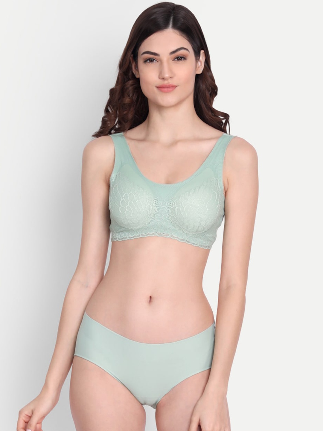 

Opulent Self Design Non Wired Lightly Padded Silk Lingerie Set, Green