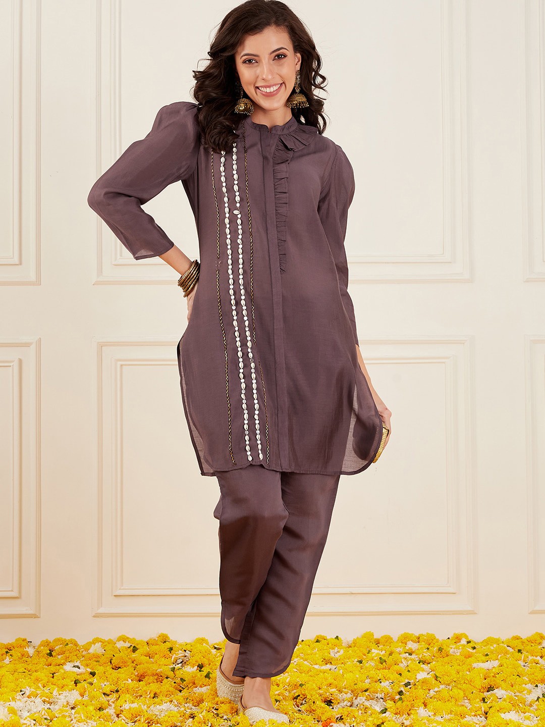 

Ishin Sequinned Chanderi Silk Kurta with Trousers, Purple