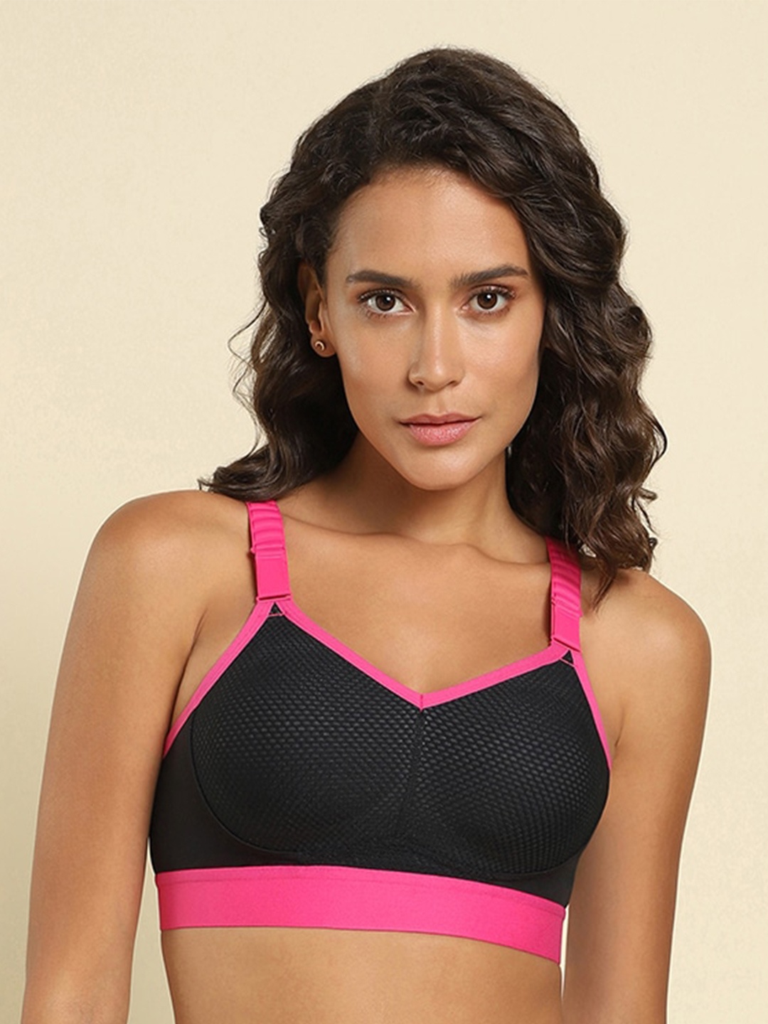

Van Heusen Full Coverage Workout Bra Moisture Wicking, Black