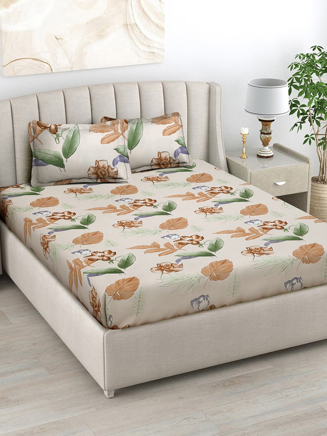 

FABINALIV Brown & White Floral Print 300 TC Super King Size Bedsheet with 2 Pillow Covers