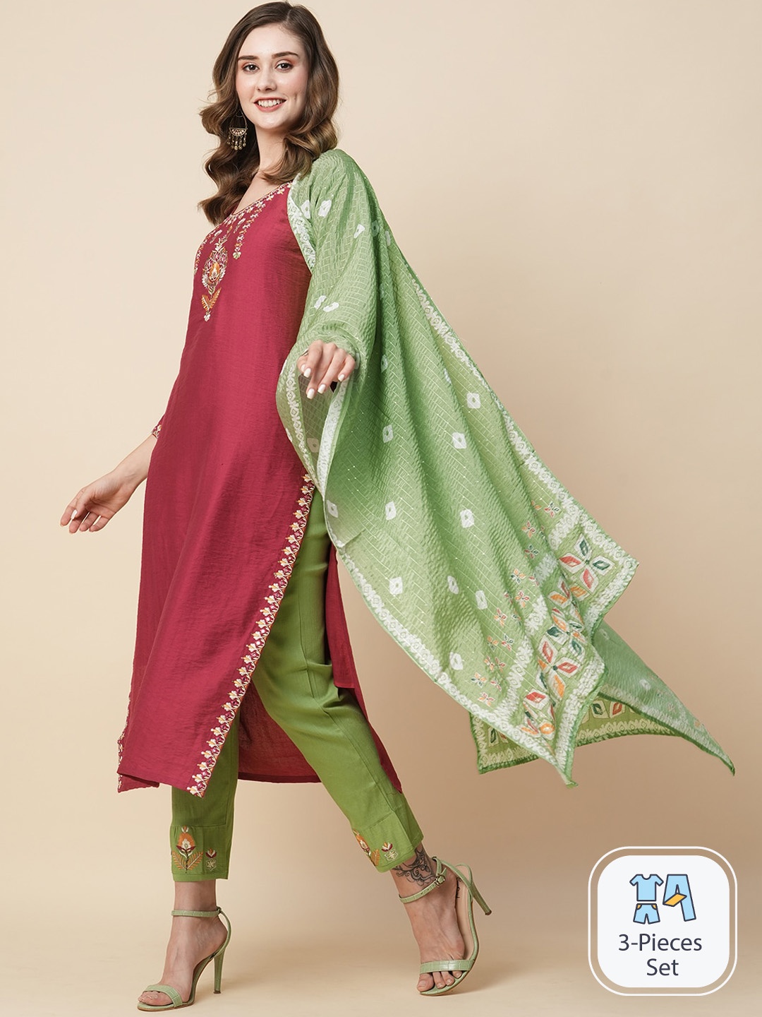 

Kiana Floral Embroidered Regular Kurta with Trousers & Dupatta, Maroon