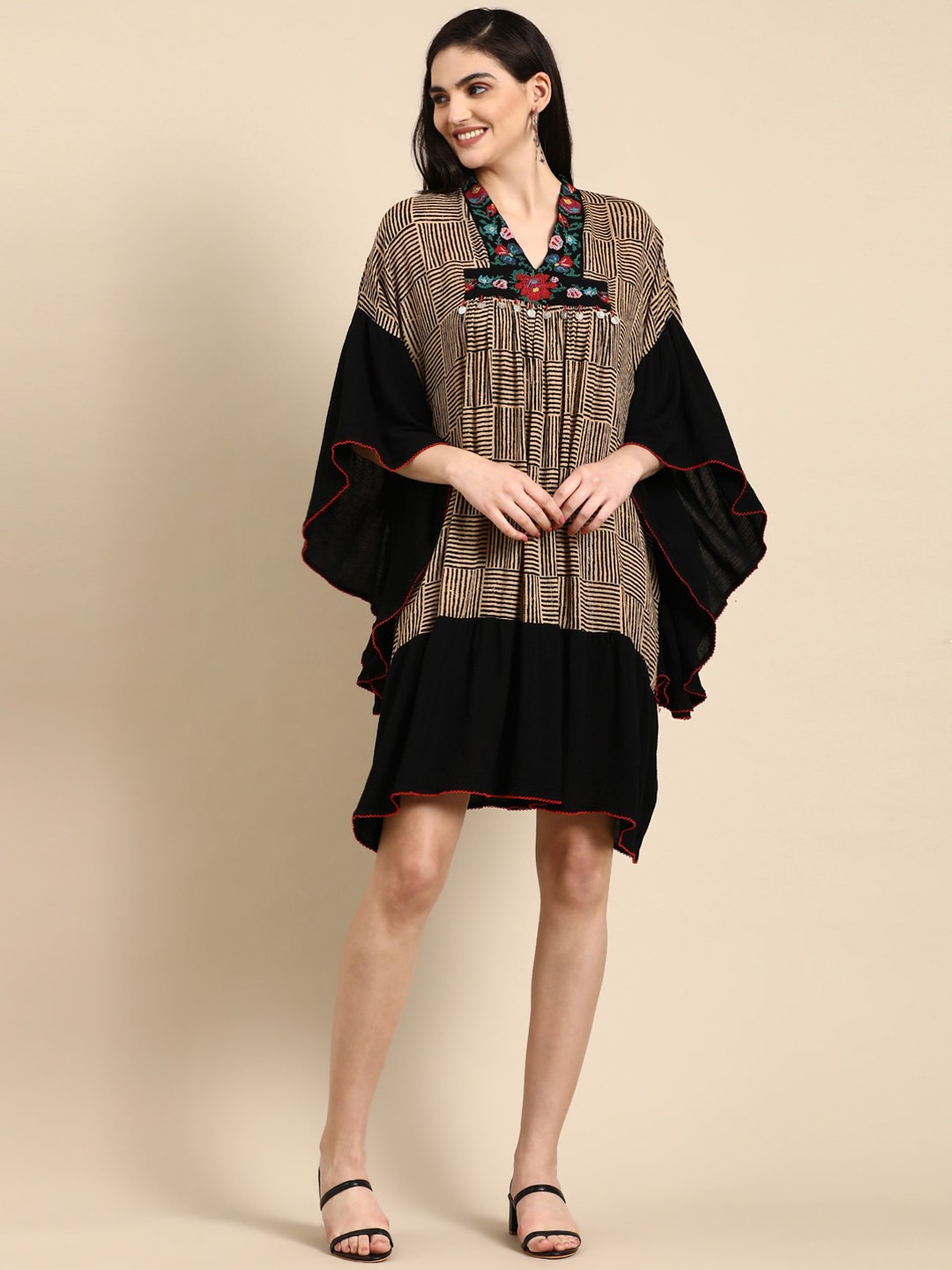 

Zolo Label Geometric Printed Embroidered Extended Sleeves Kaftan Dress, Black