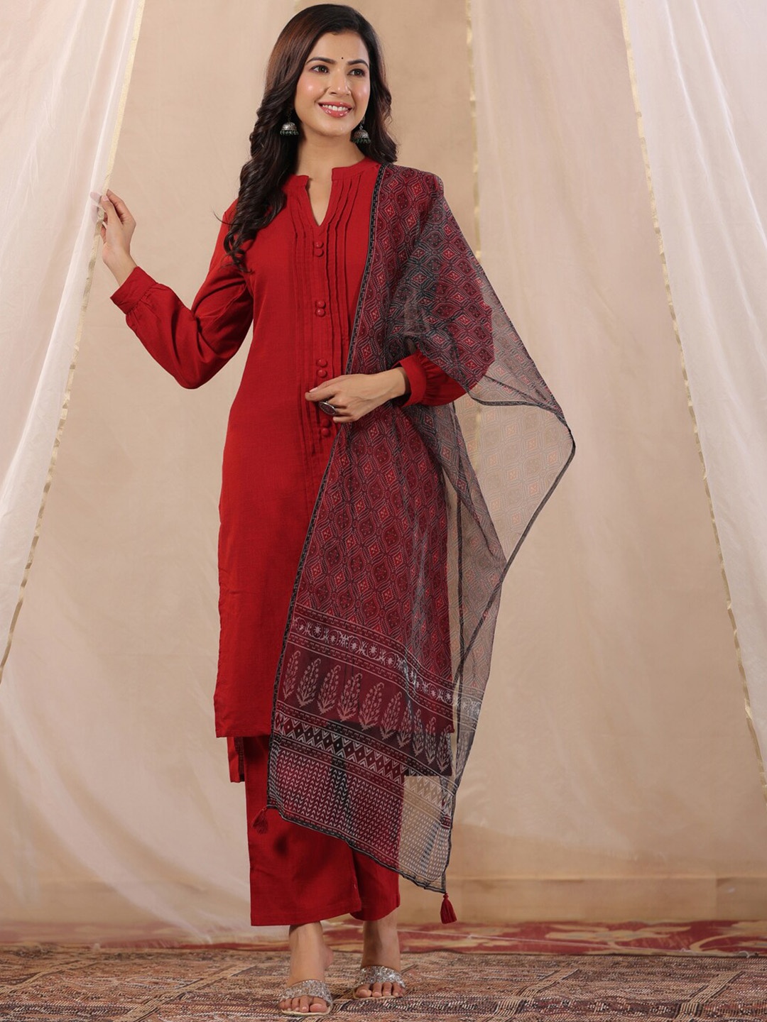 

Sangria Mandarin Collar Pure Cotton Kurta With Trousers & Dupatta, Maroon